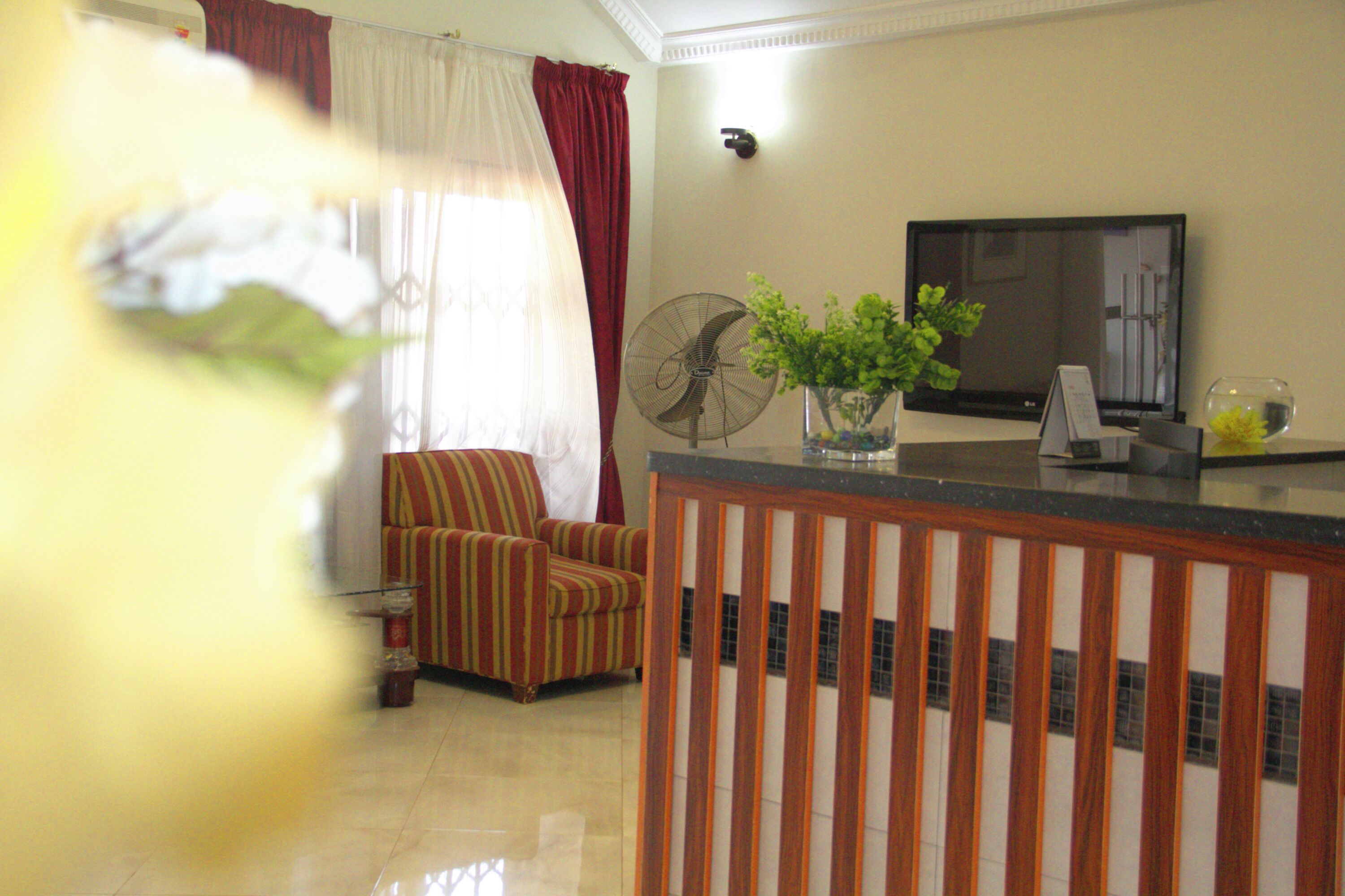 Gold Plus Hotel