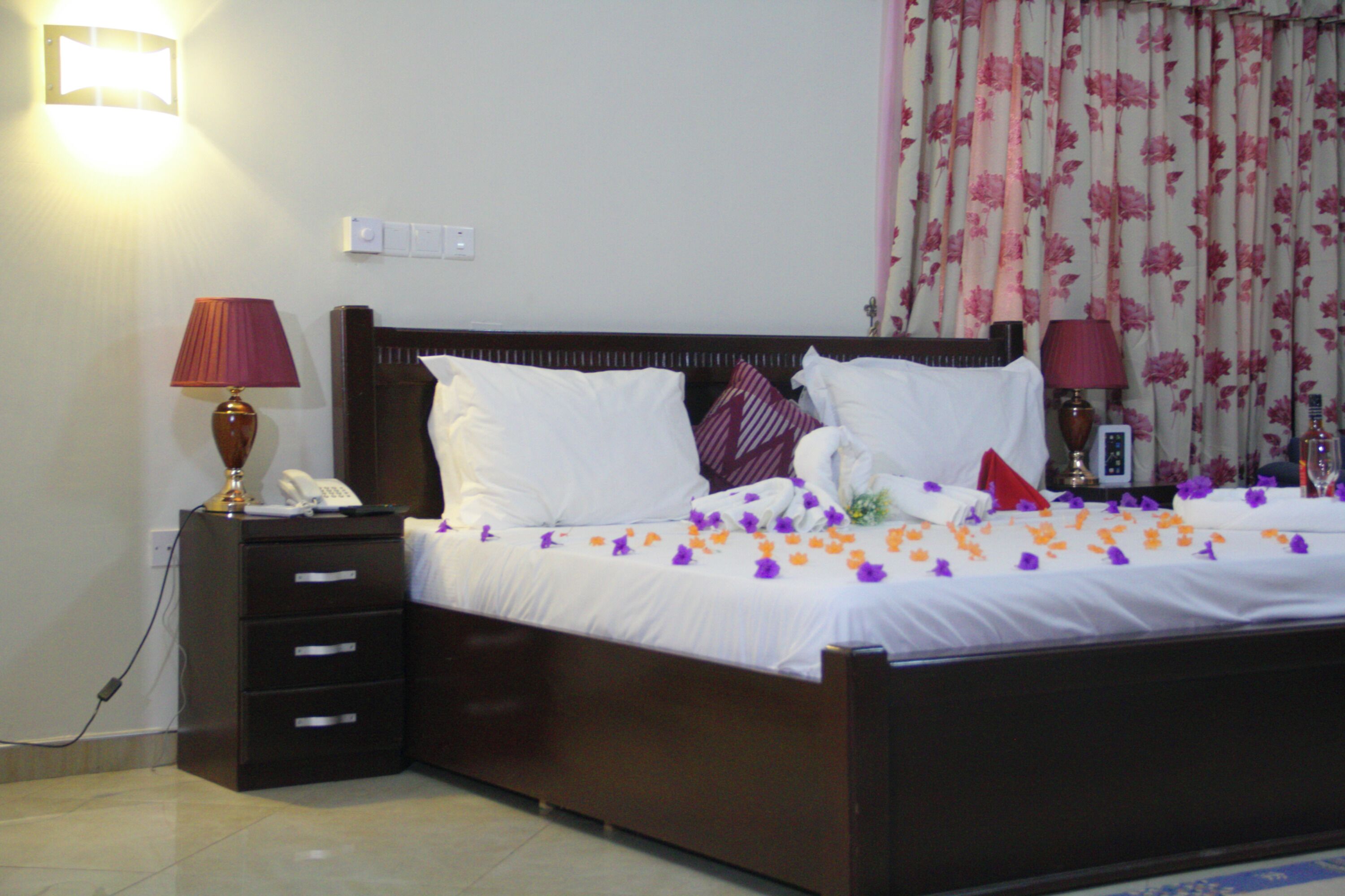 Gold Plus Hotel