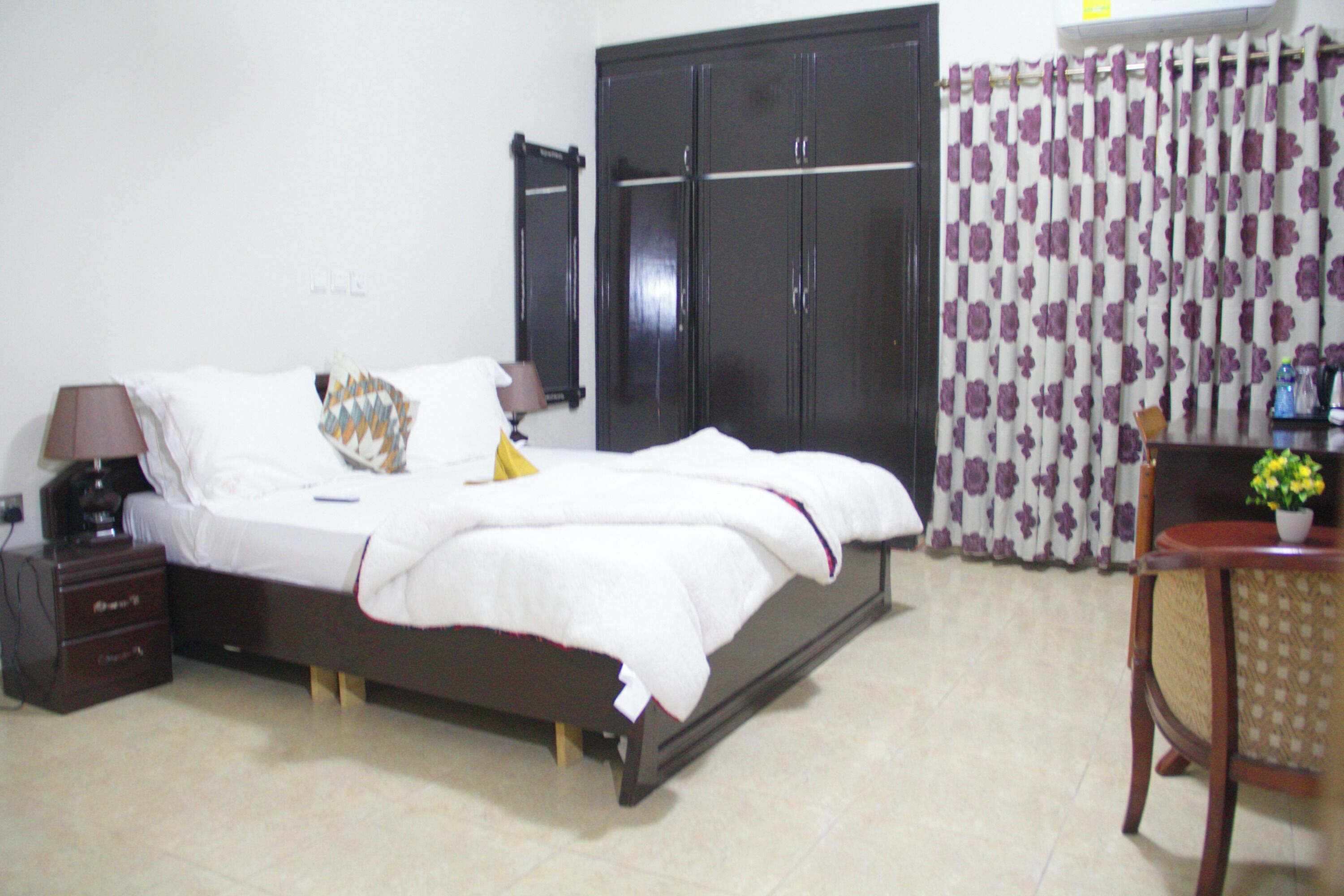 Gold Plus Hotel