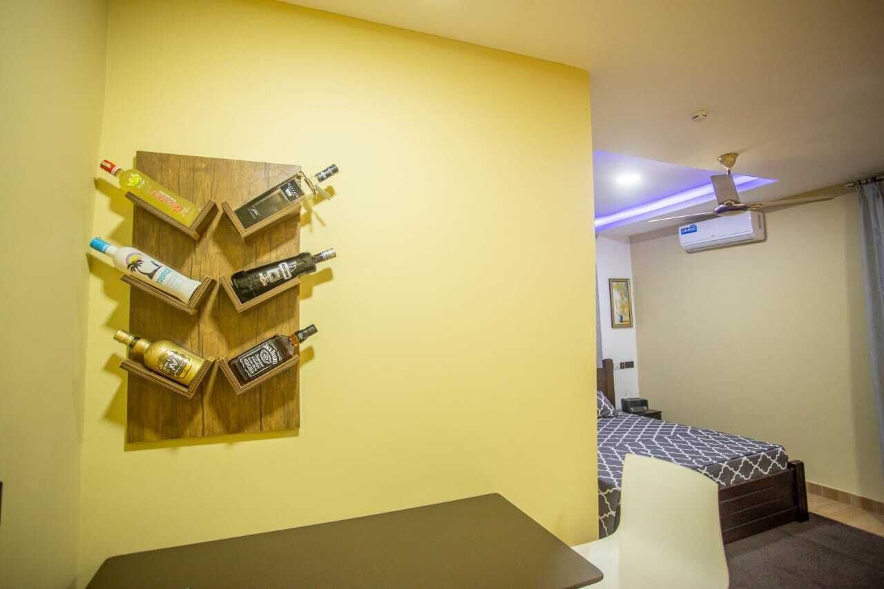 Js Way Apartments And Executive Hotel