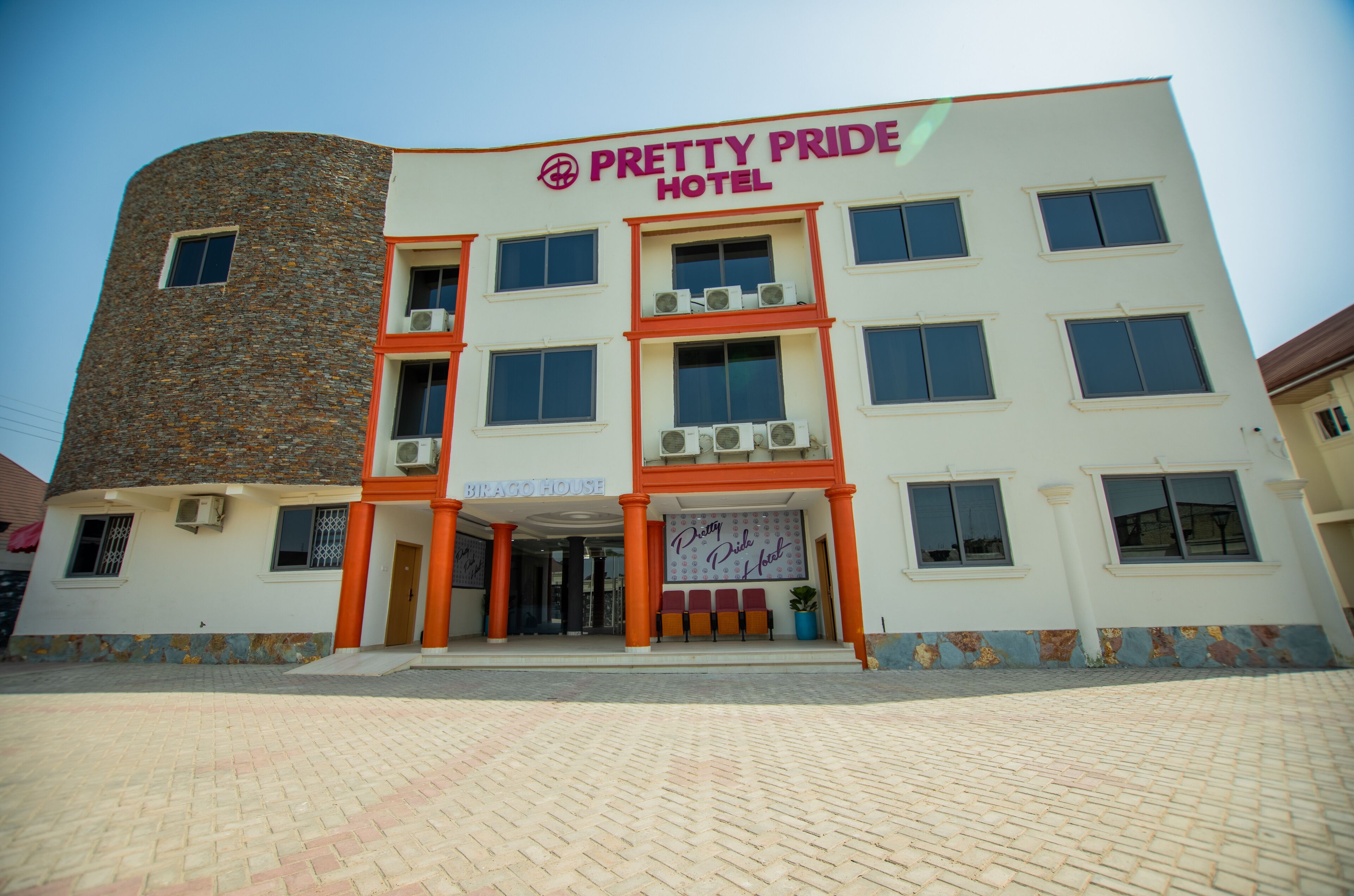 Pretty Pride Hotel
