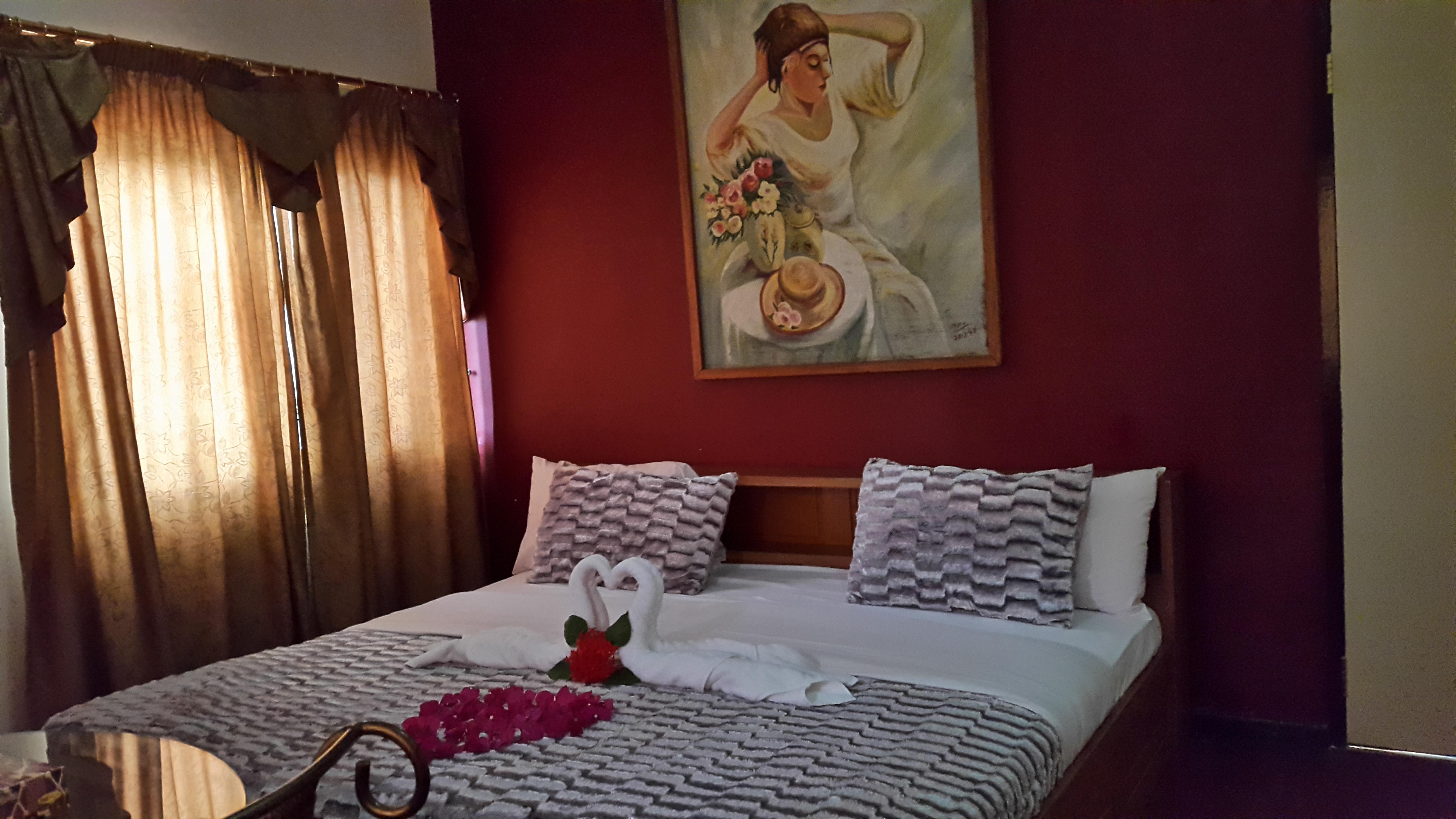 Sir Max Hotel