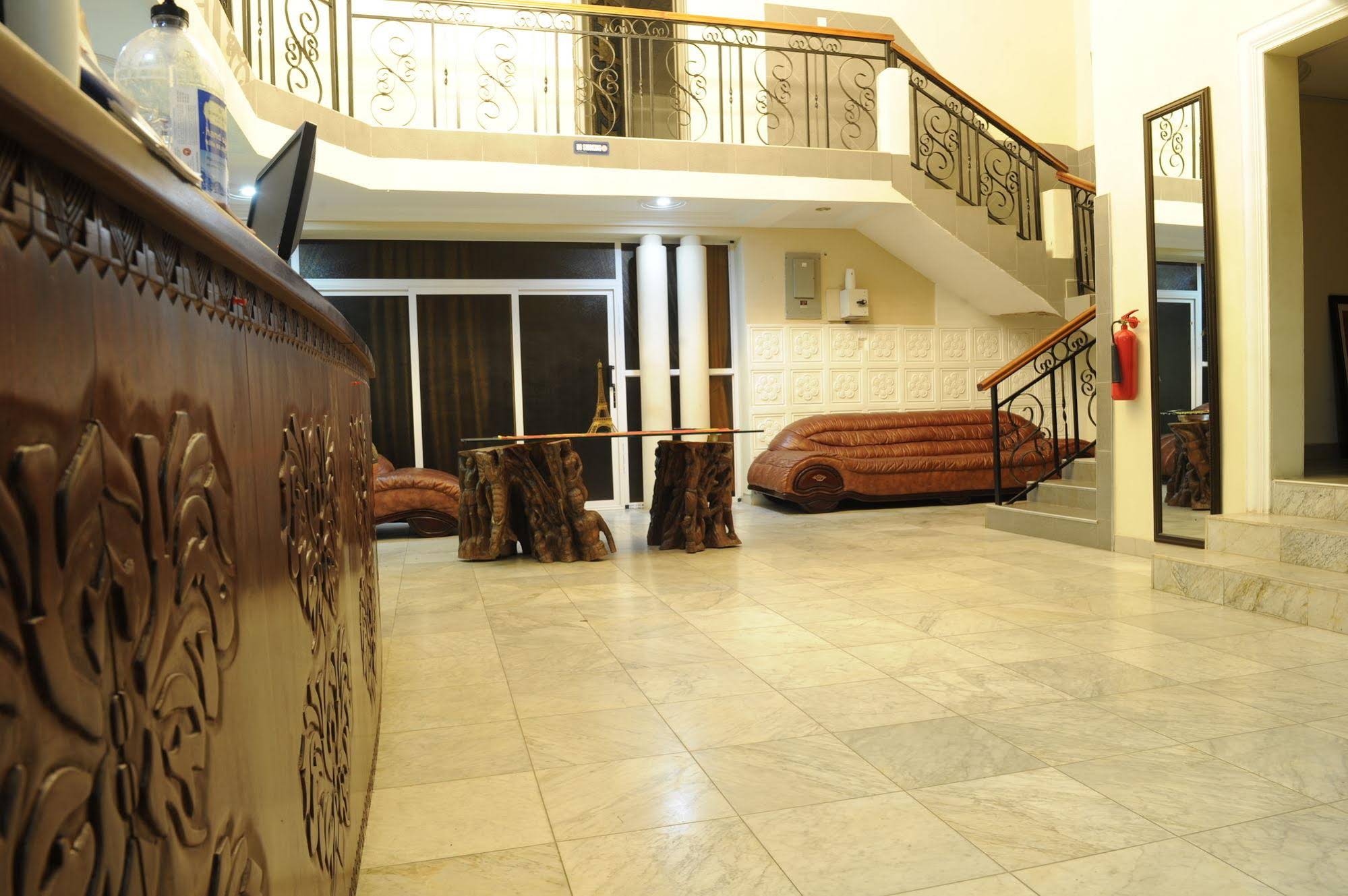 Mount Pleasant Inns & Apartment