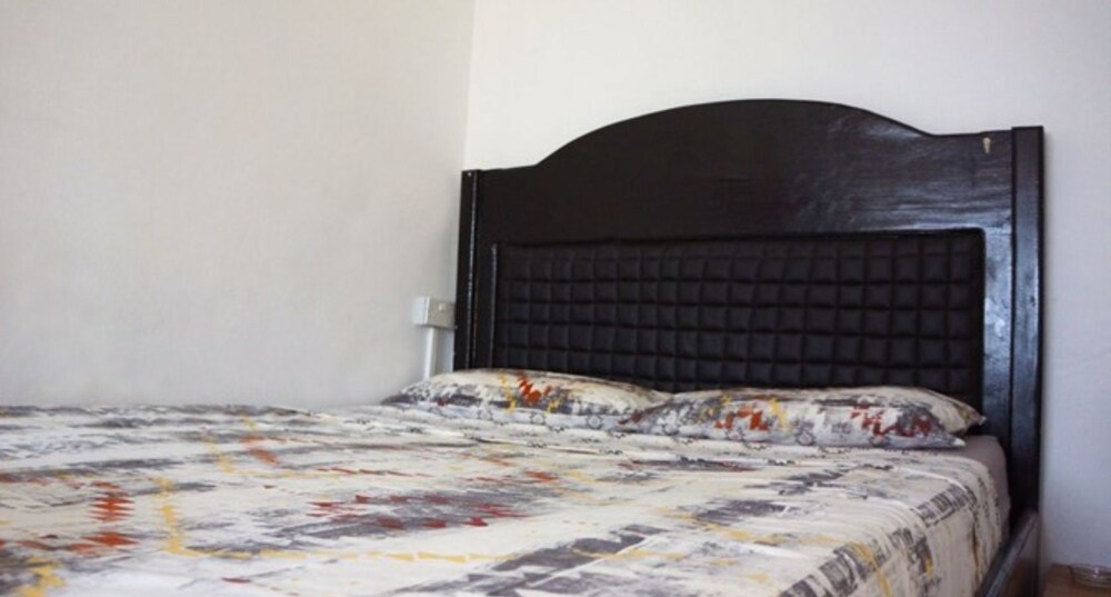 Kunta Lodges Bijilo