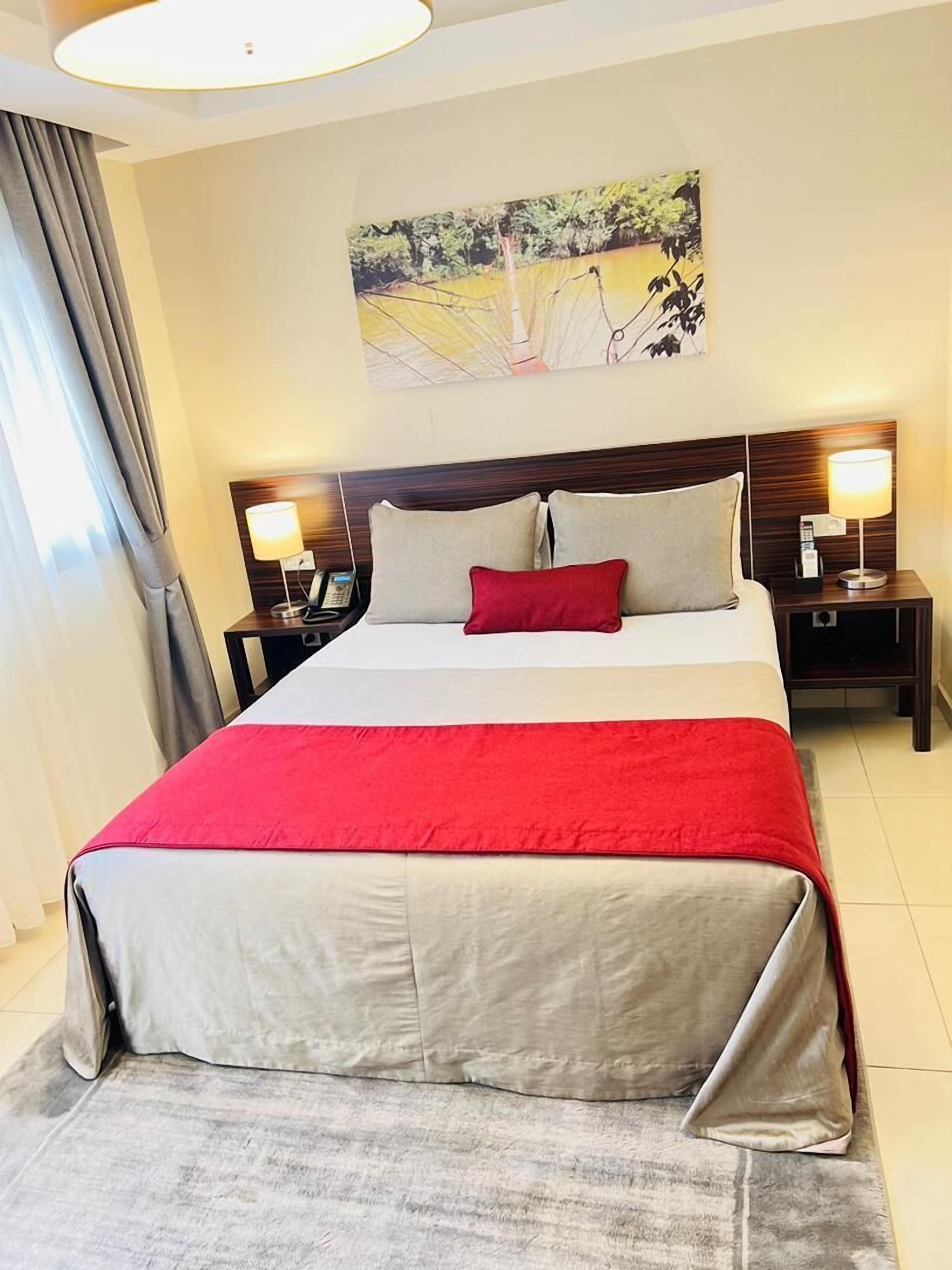 Souare Premium Hotel