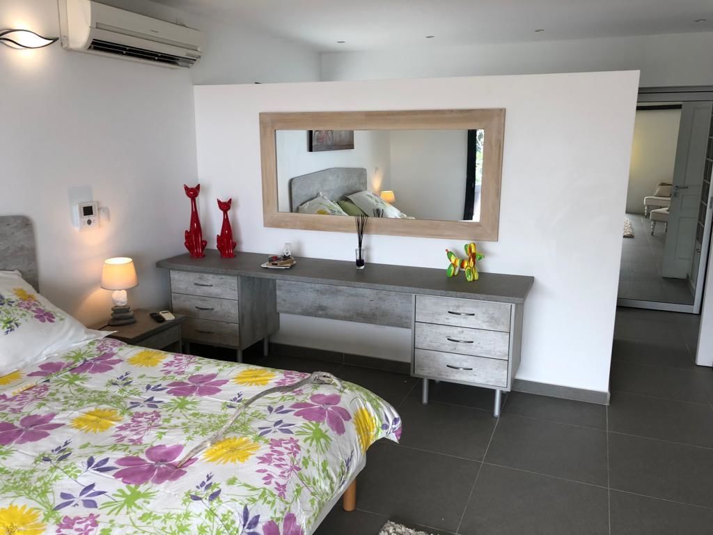 Villa Mary Island