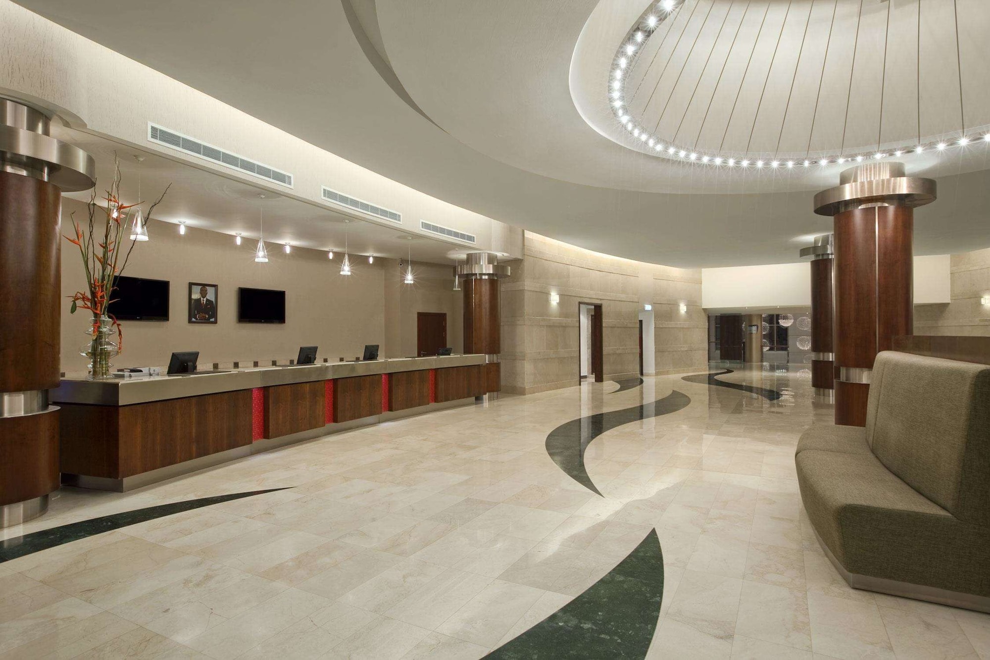 Hotel Bisila Palace
