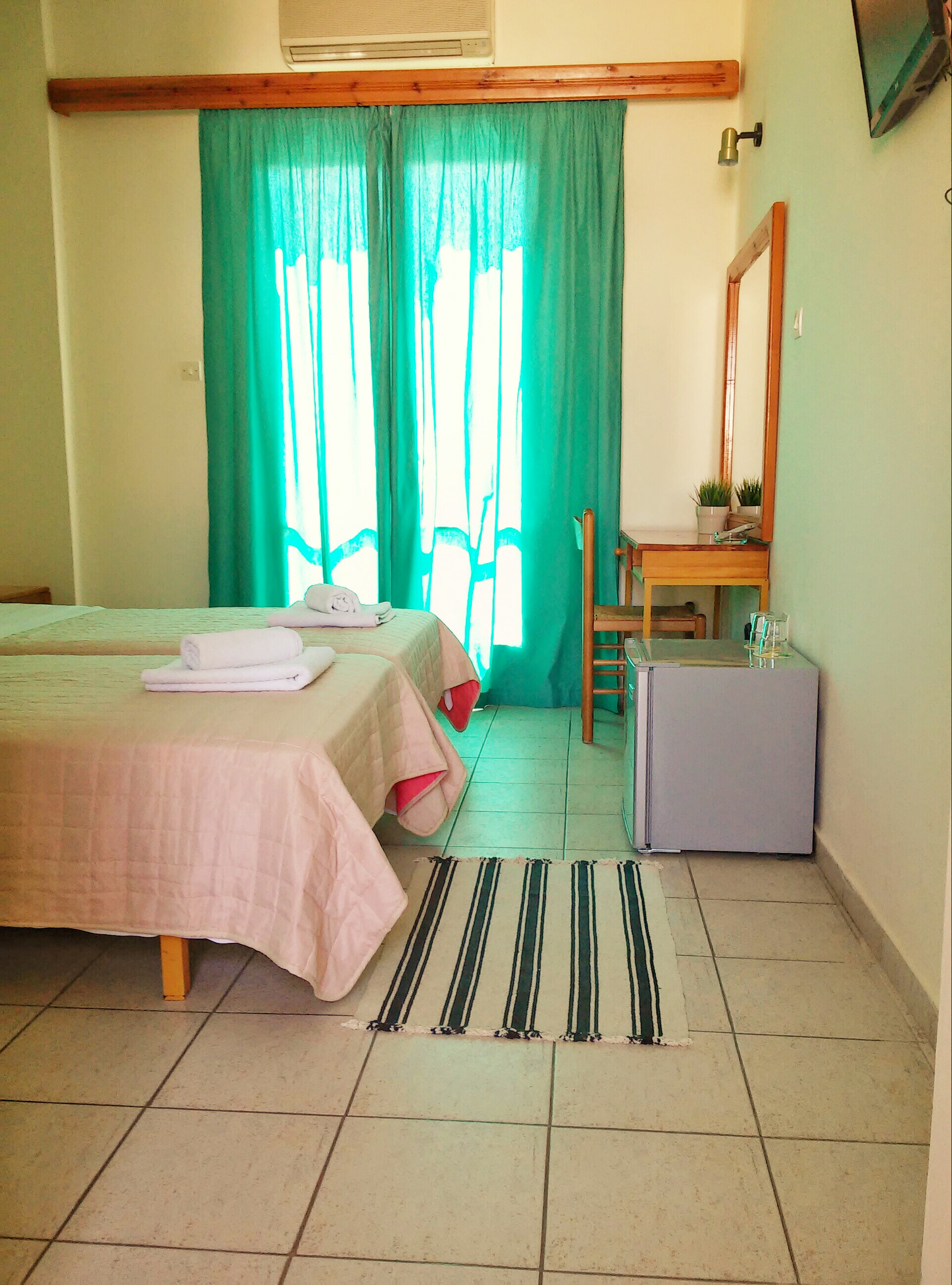 Hotel Aegina