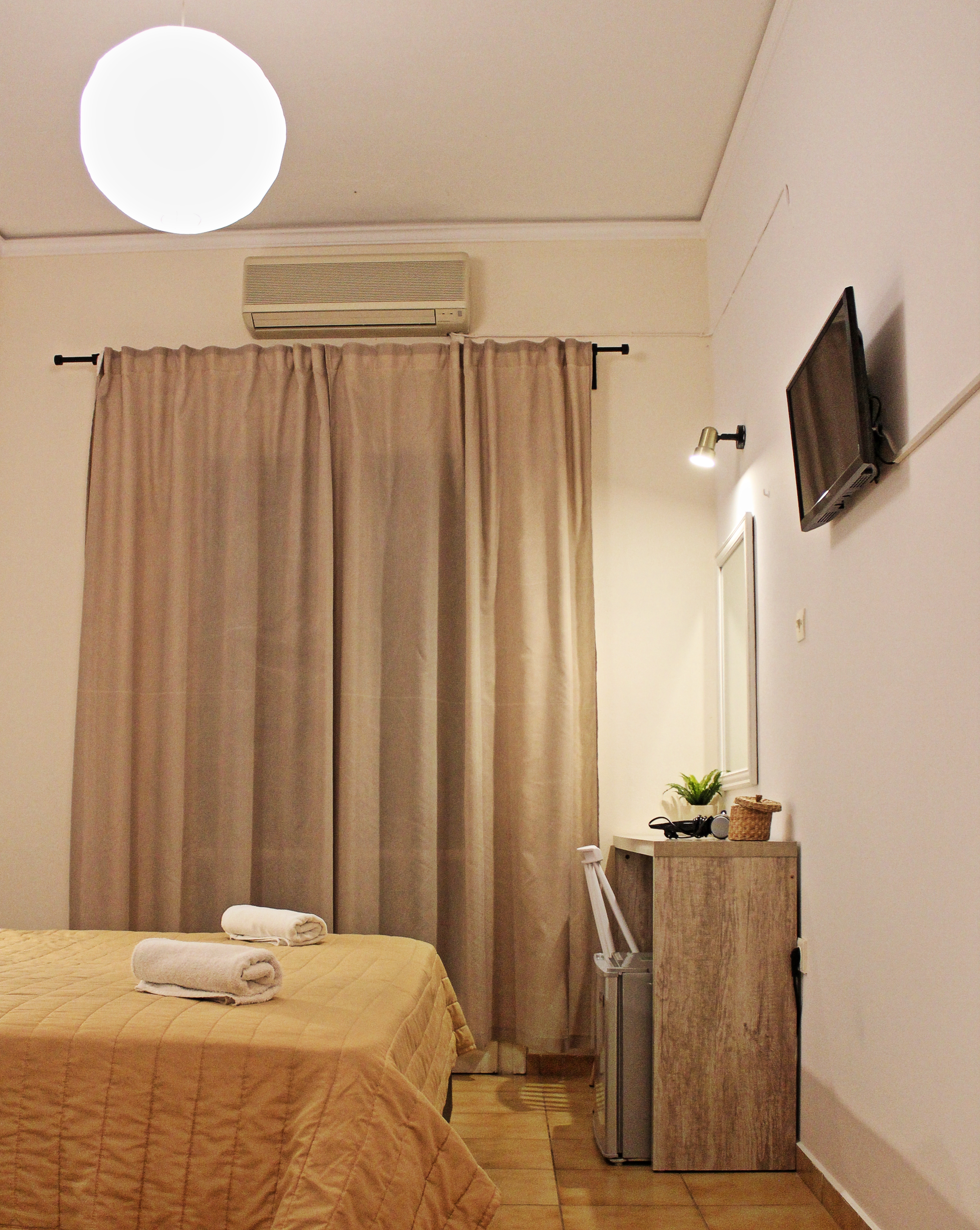 Hotel Aegina