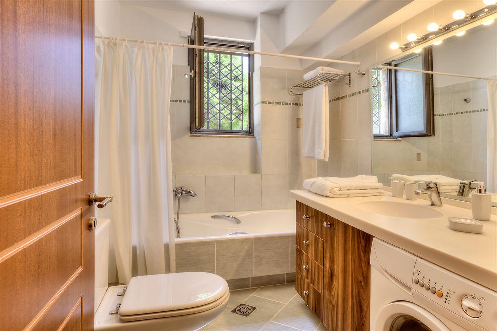 Marini Luxury Apartments & Suites