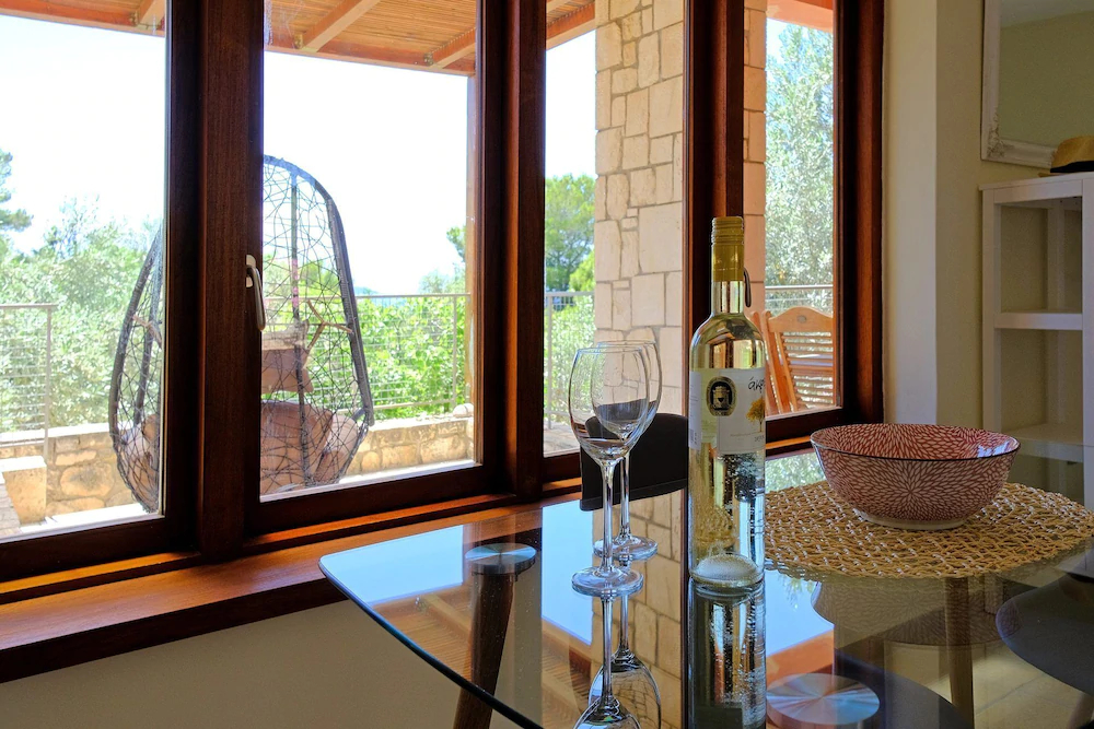 Pyrgos Ralli Estate Apartments & Suites