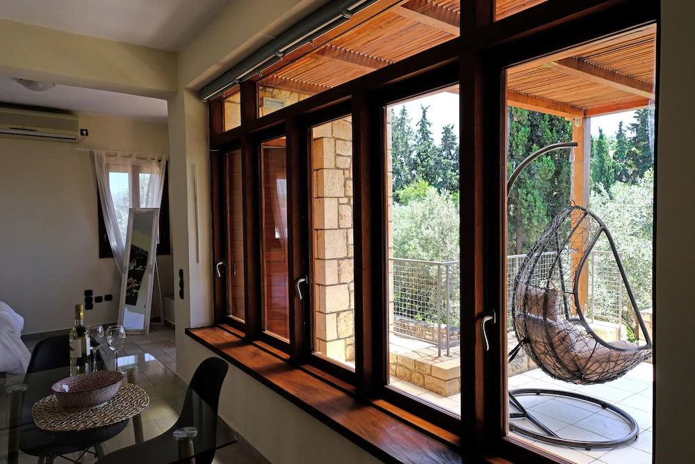 Pyrgos Ralli Estate Apartments & Suites
