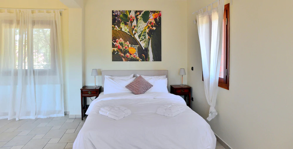 Pyrgos Ralli Estate Apartments & Suites