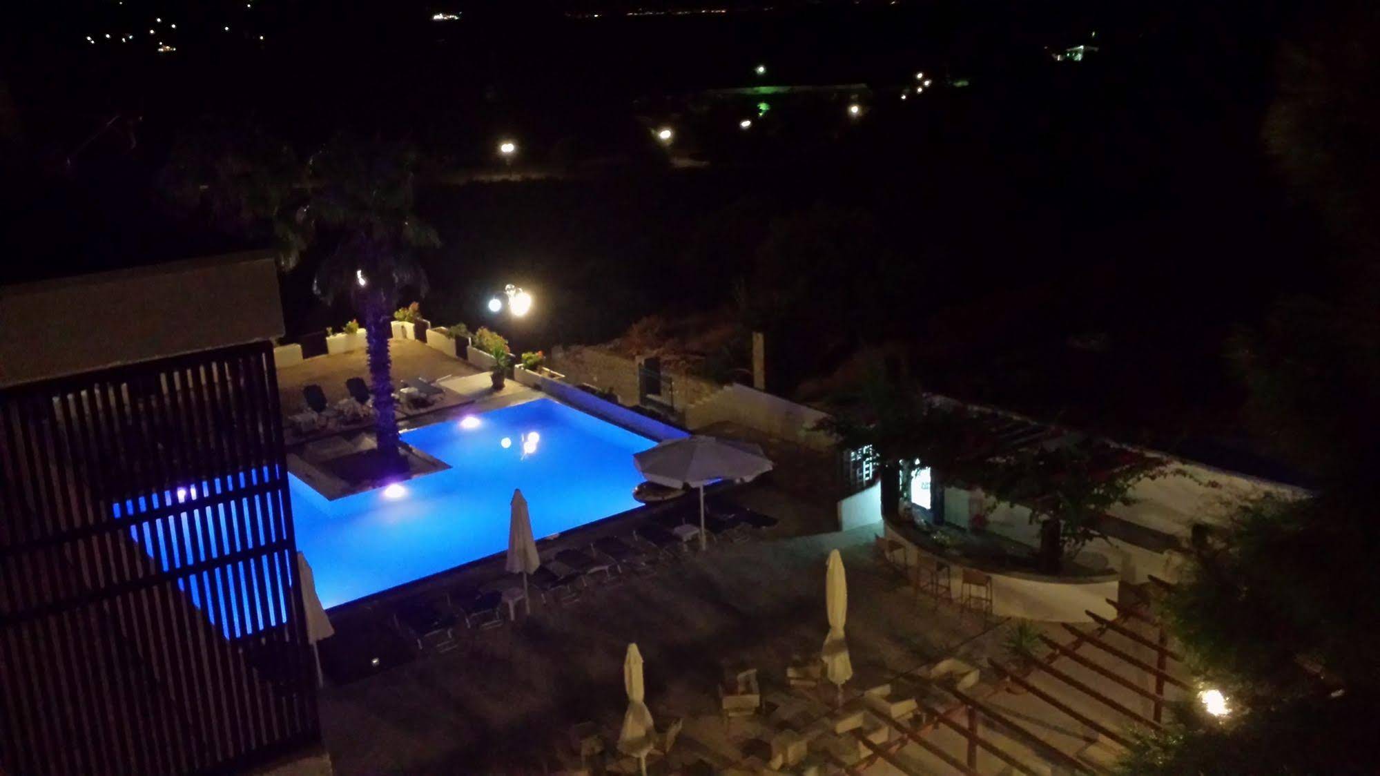 Hotel Blue Fountain