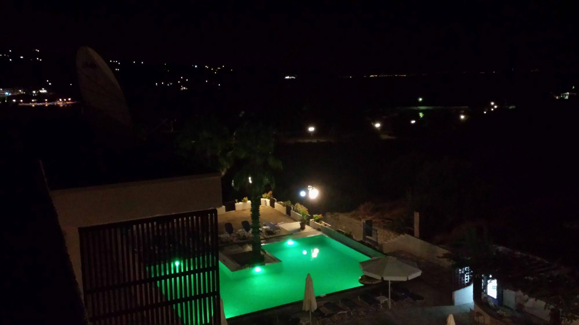 Hotel Blue Fountain