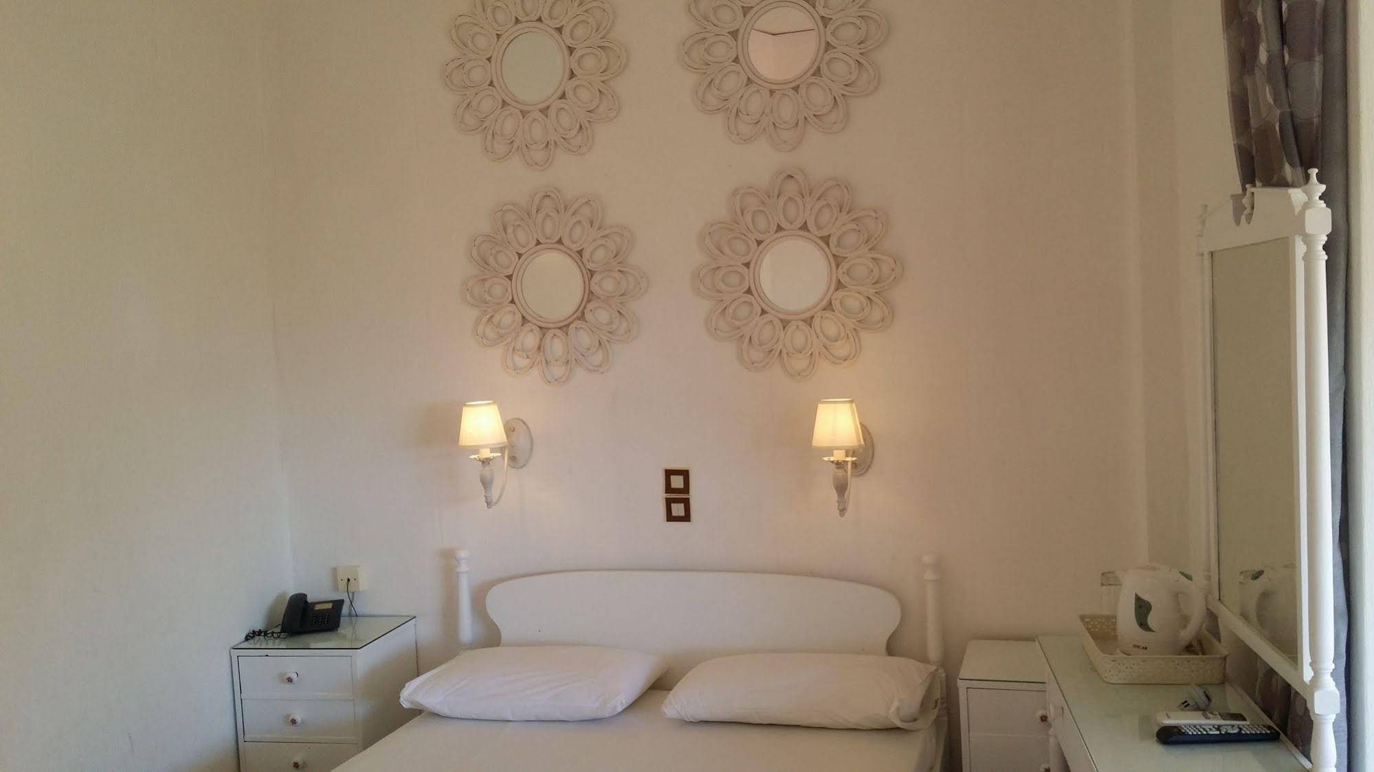 Rachel Hotel