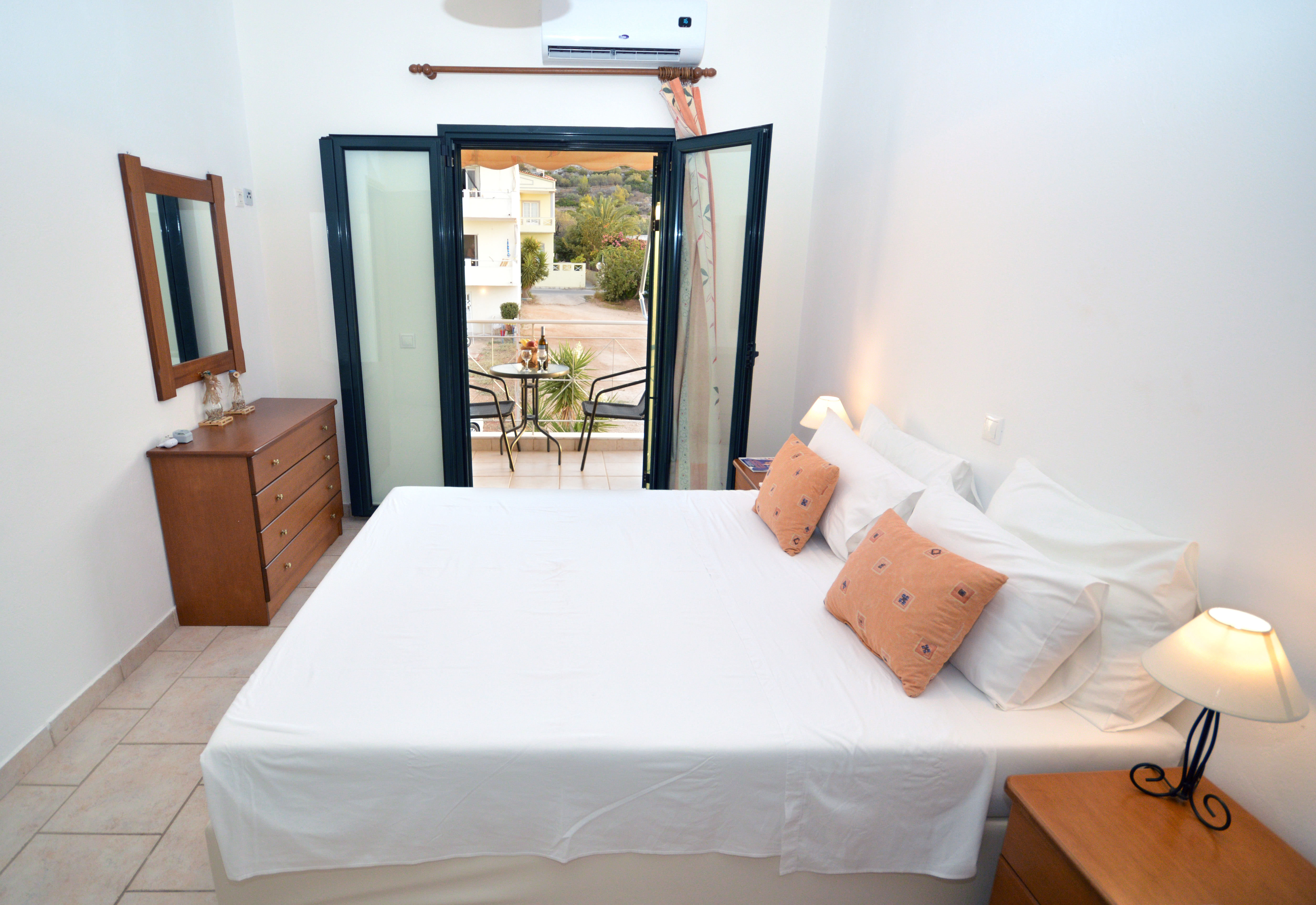 Koukounari Apartments