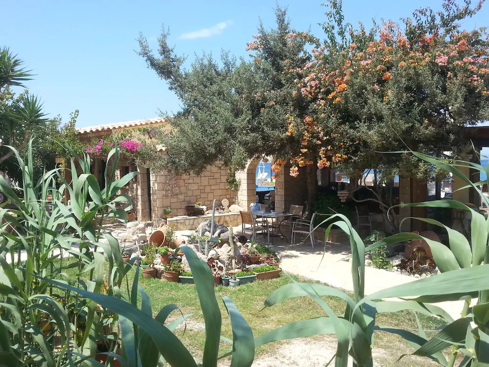 Irides Luxury Beach Hotel