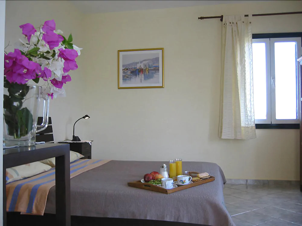 Irides Luxury Beach Hotel