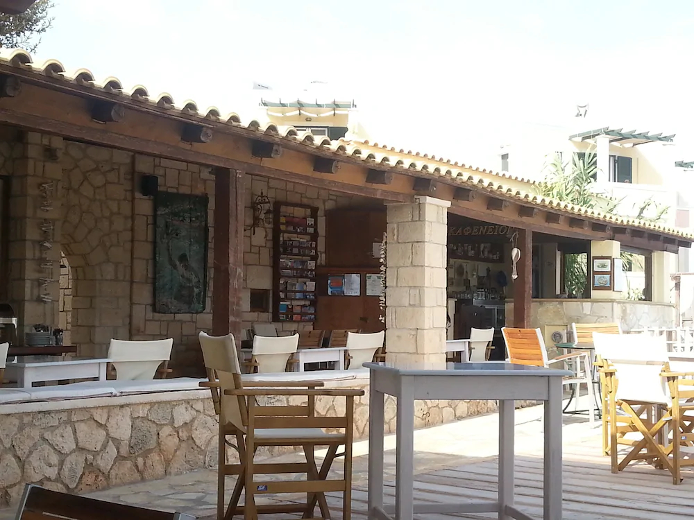 Irides Luxury Beach Hotel