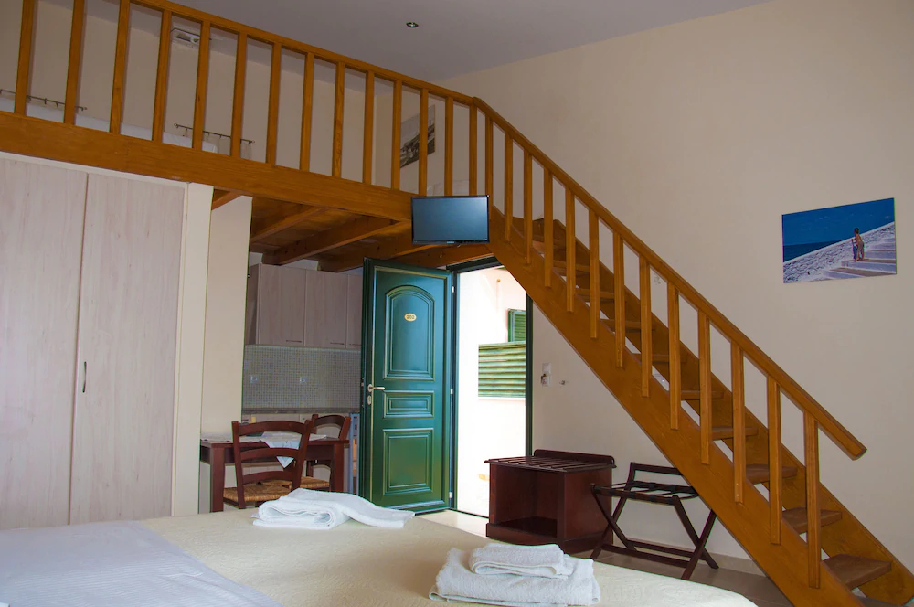 Irides Luxury Beach Hotel