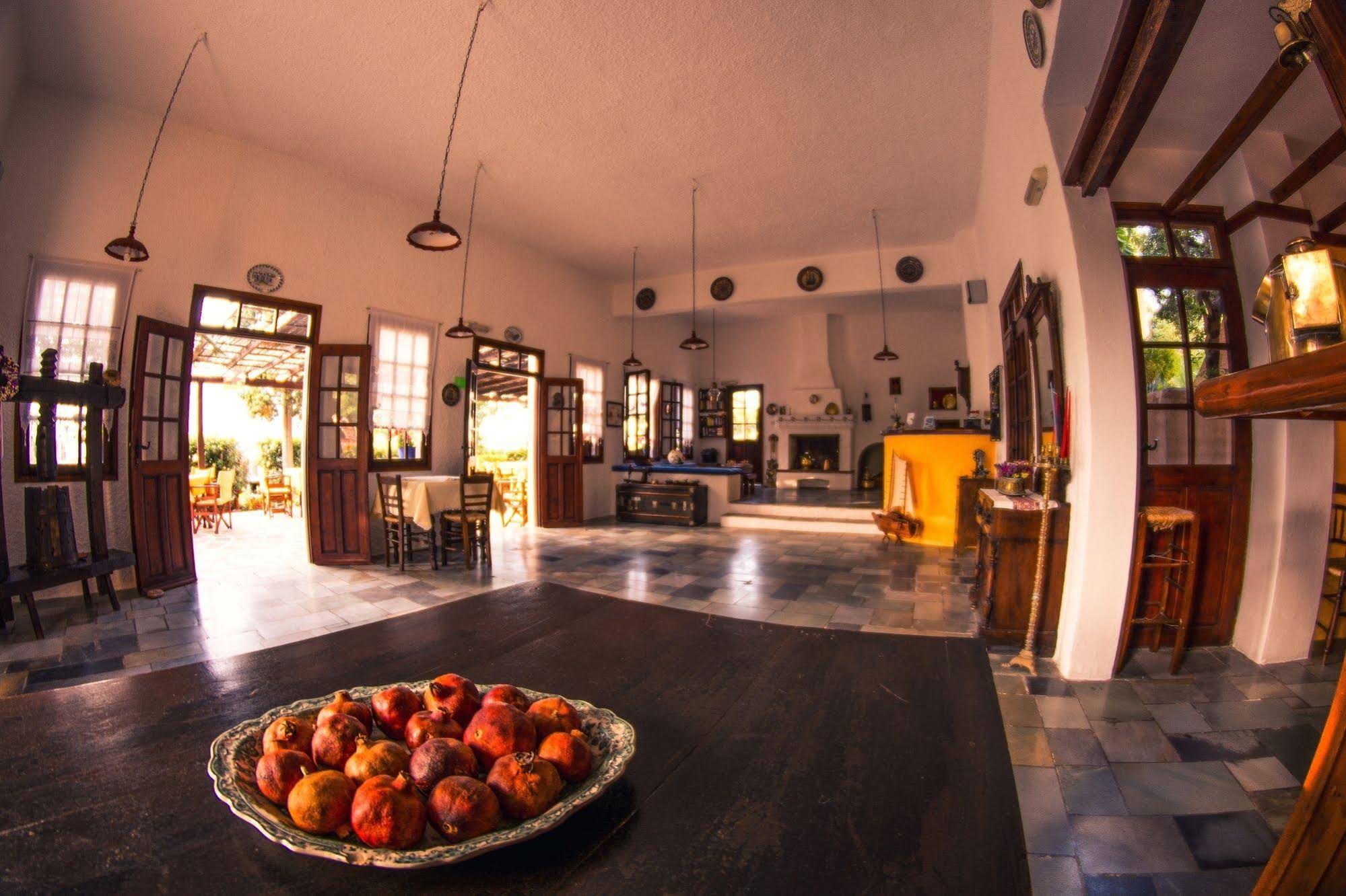 Vagia Hotel