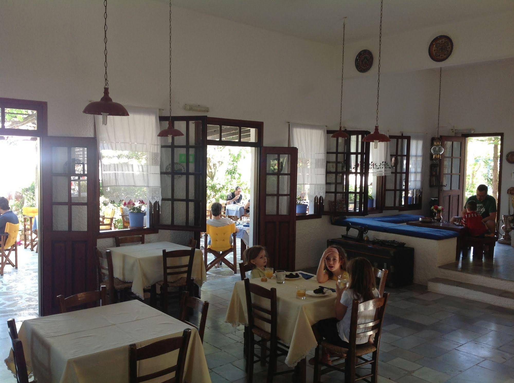 Vagia Hotel