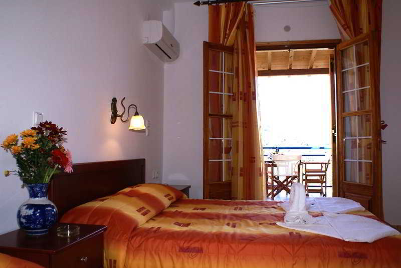 Agnanti Hotel