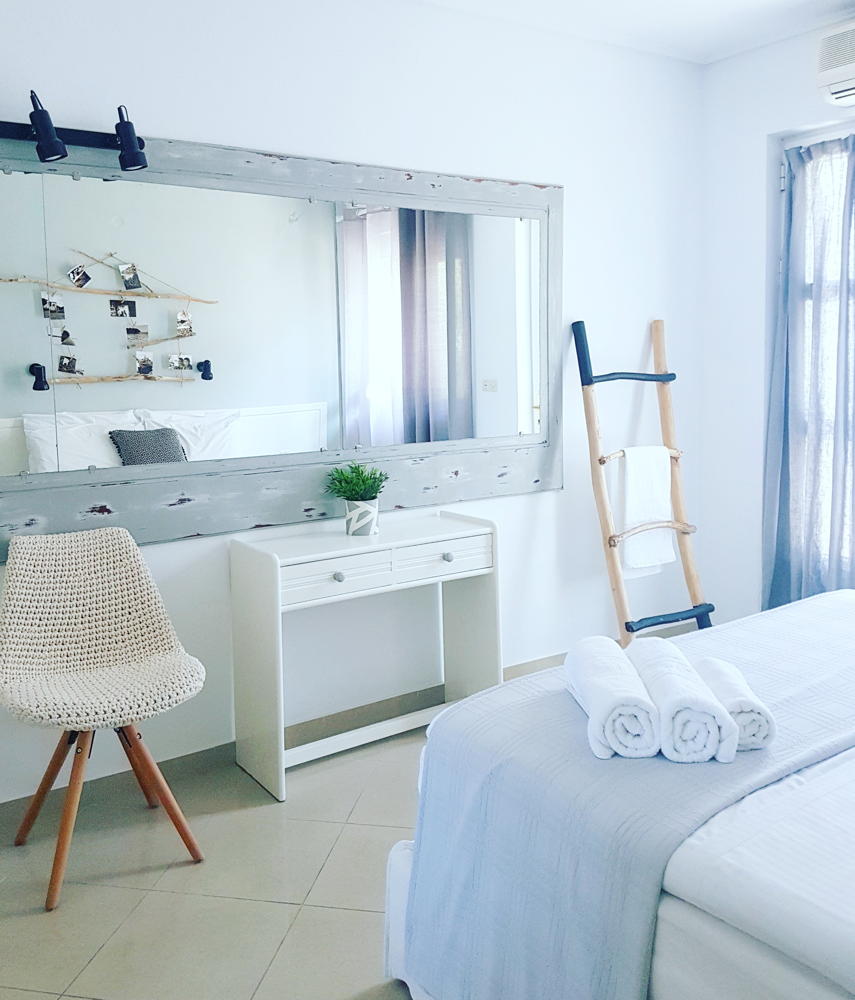 Angelos Suites
