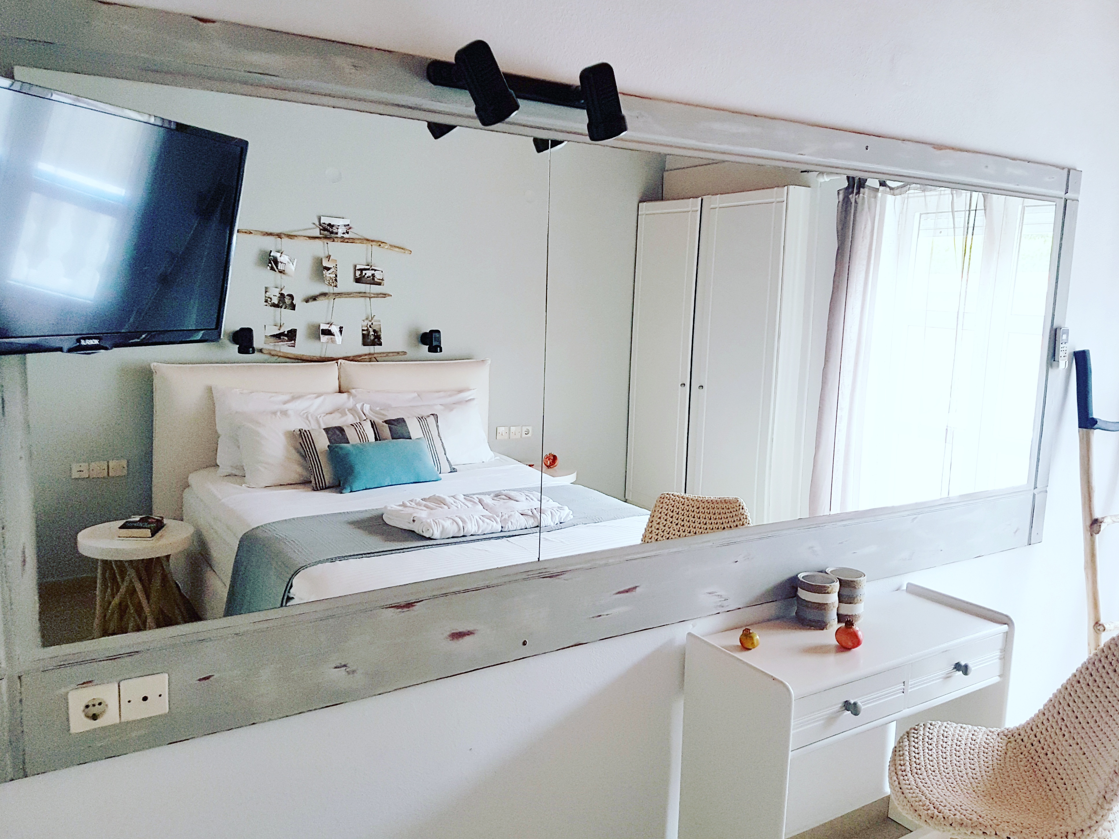 Angelos Suites