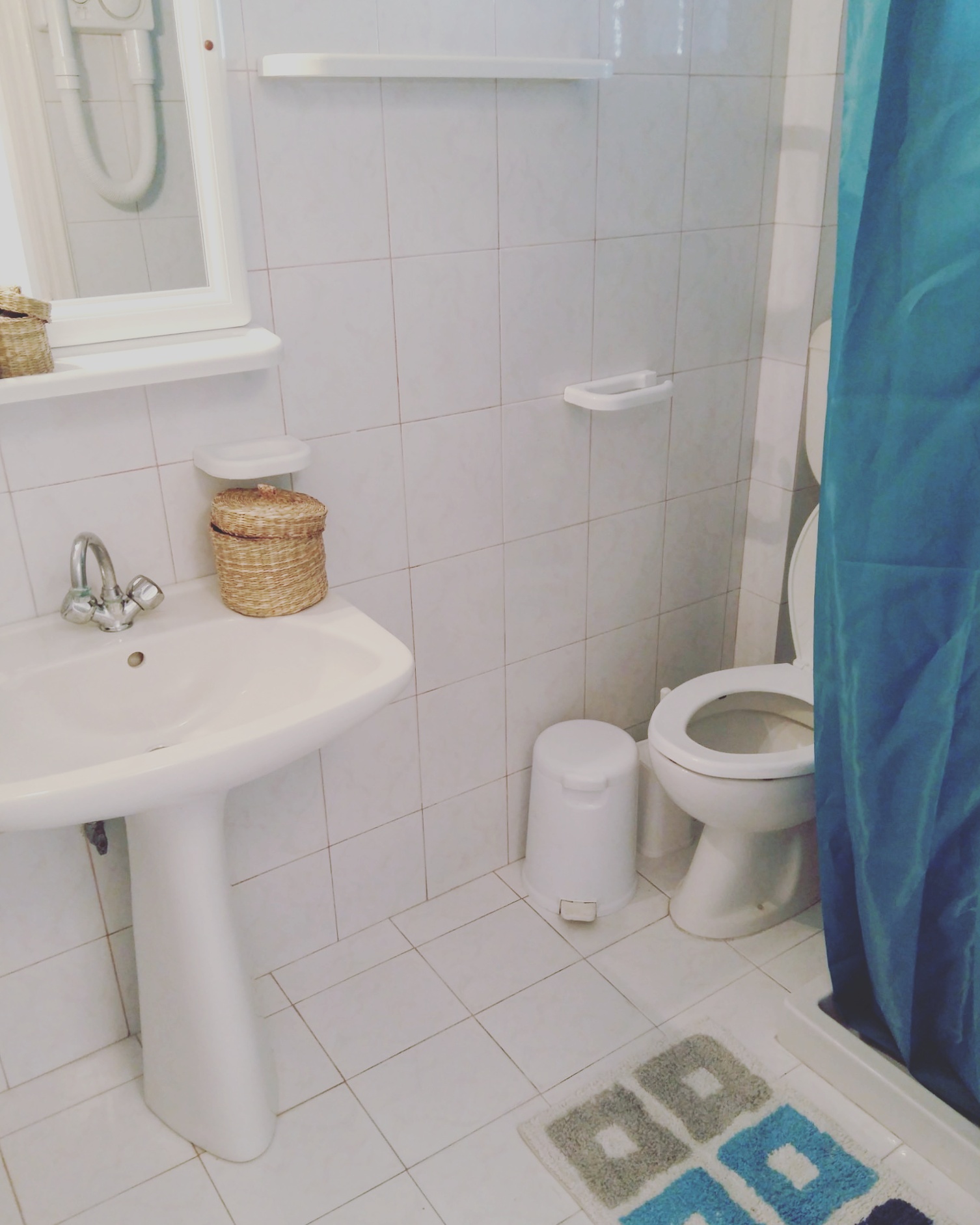Angelos Suites