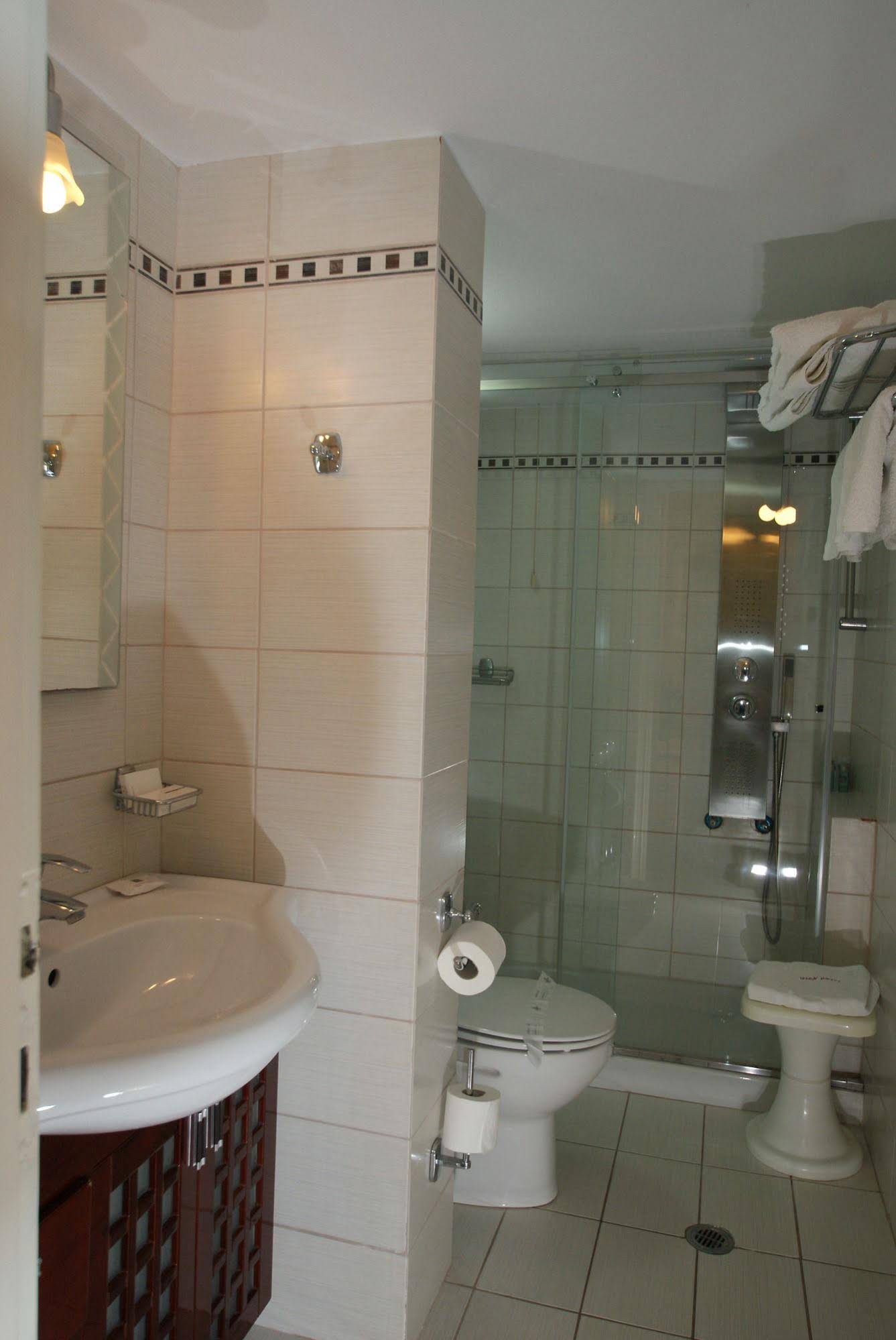 Ikion Hotel