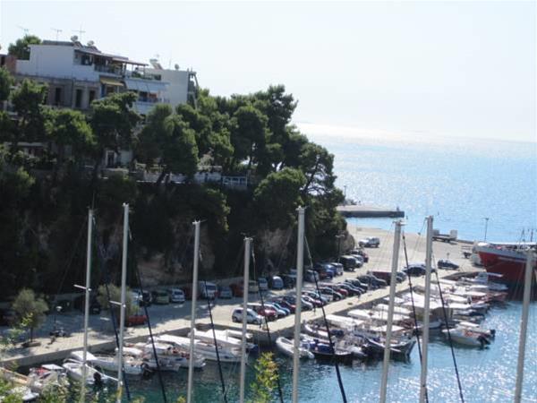 Kavos Hotel