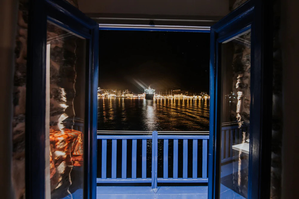 Amorgis Seaside Villa