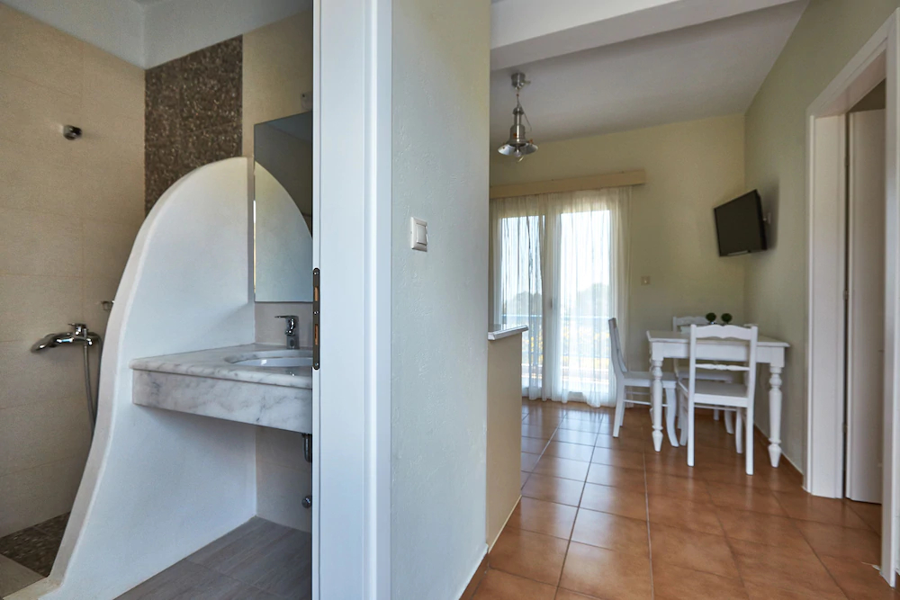Aelia Apartments