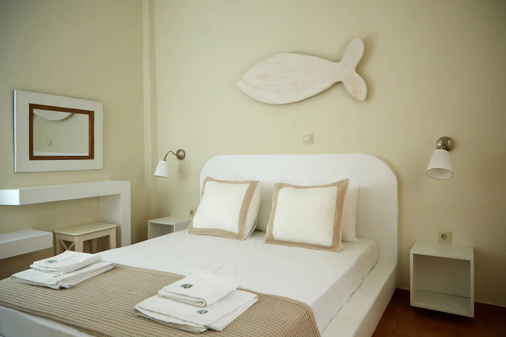 Aelia Apartments
