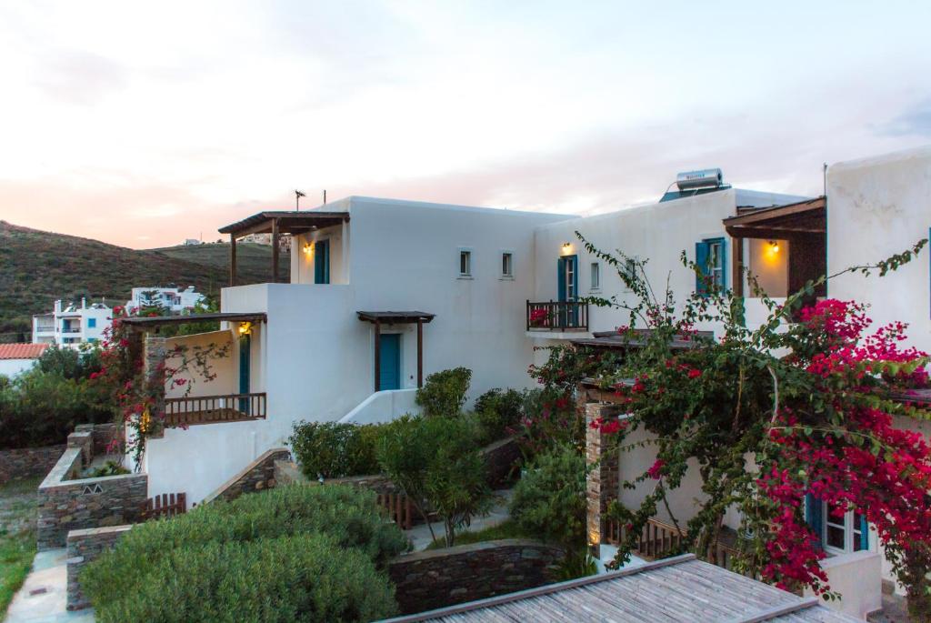 Andros Maisonettes