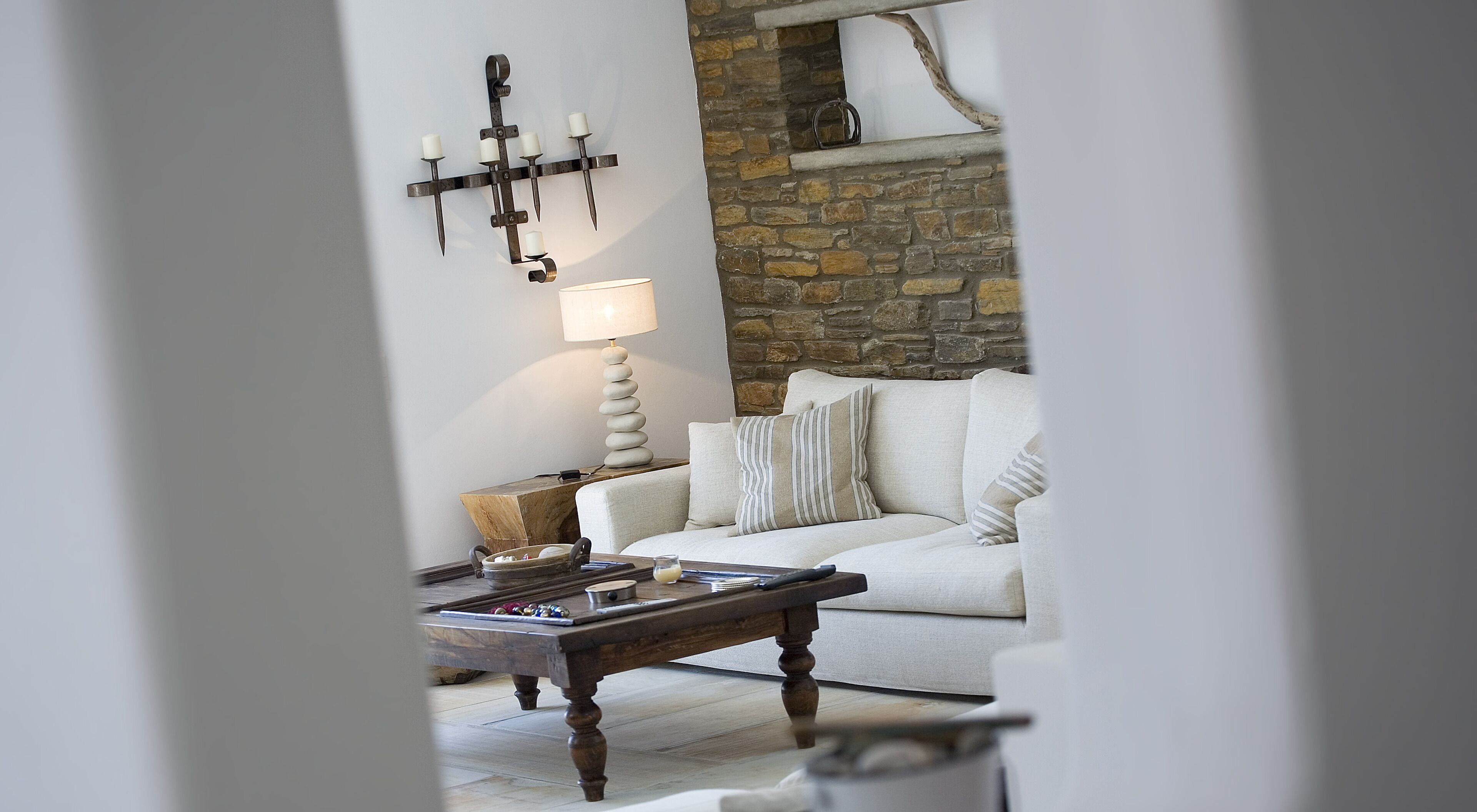 Seaside luxury villa by VillaRentalsgr