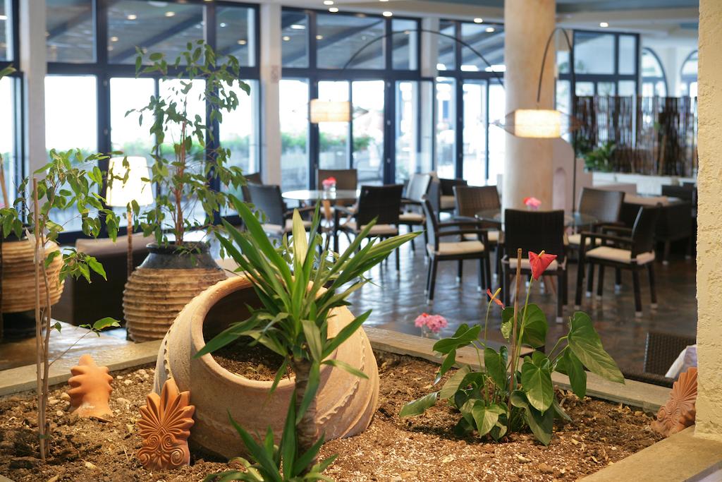 Andros Holiday Hotel