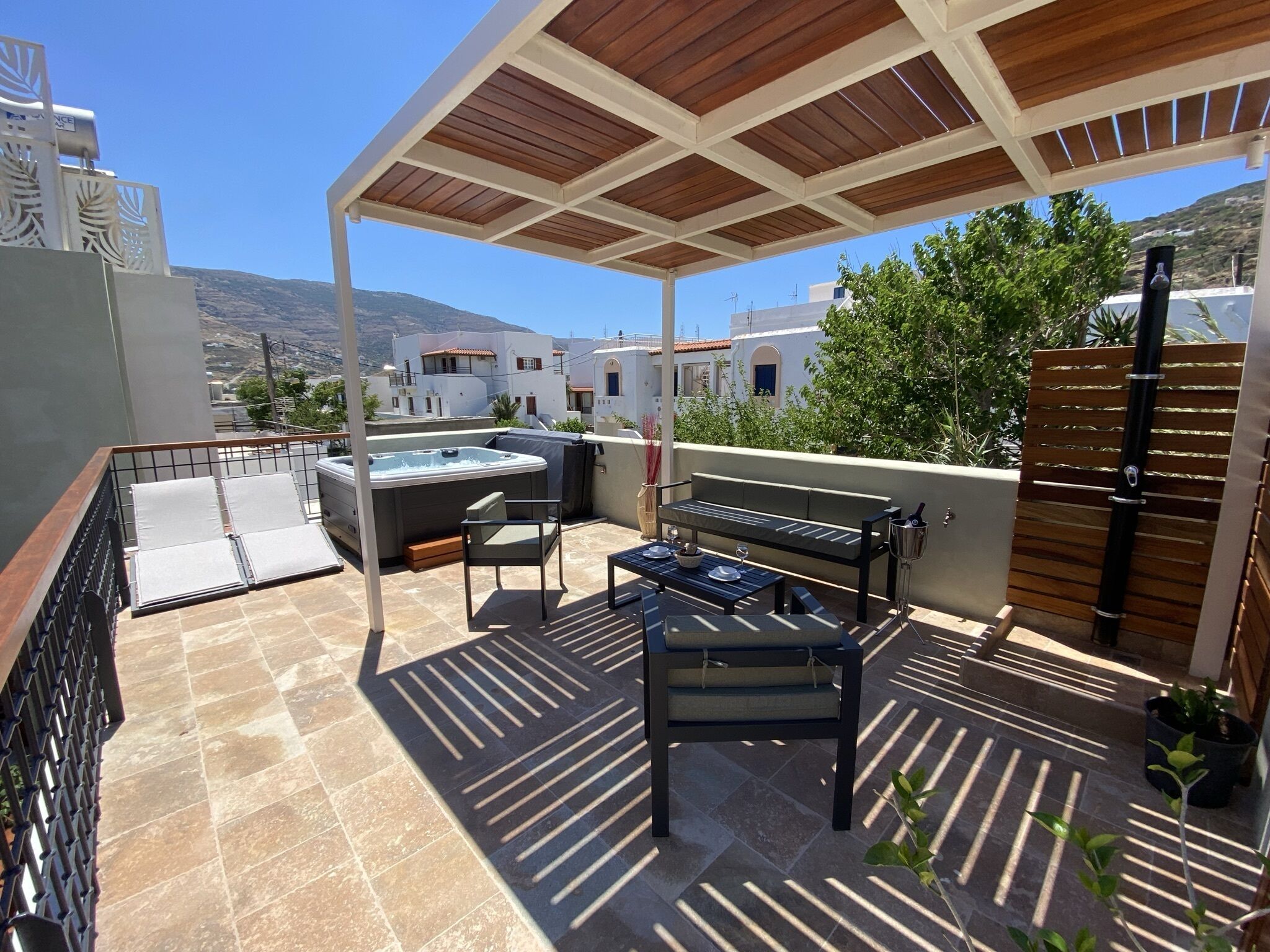 Andros 4 All Seasons Villas & Suites