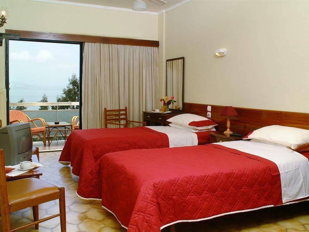 Calamos Beach Hotel