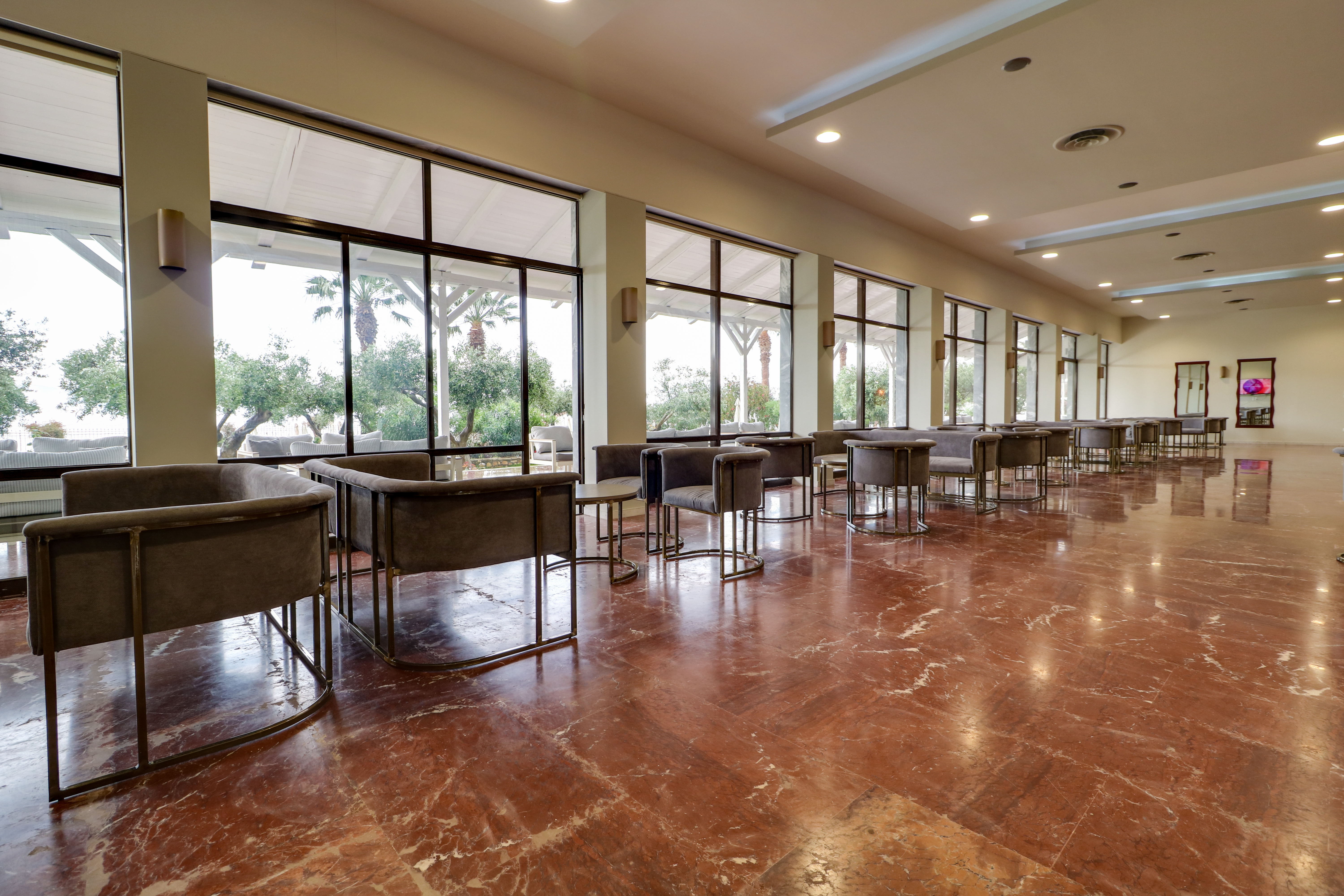 Calamos Beach Hotel