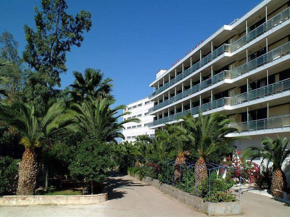 Calamos Beach Hotel