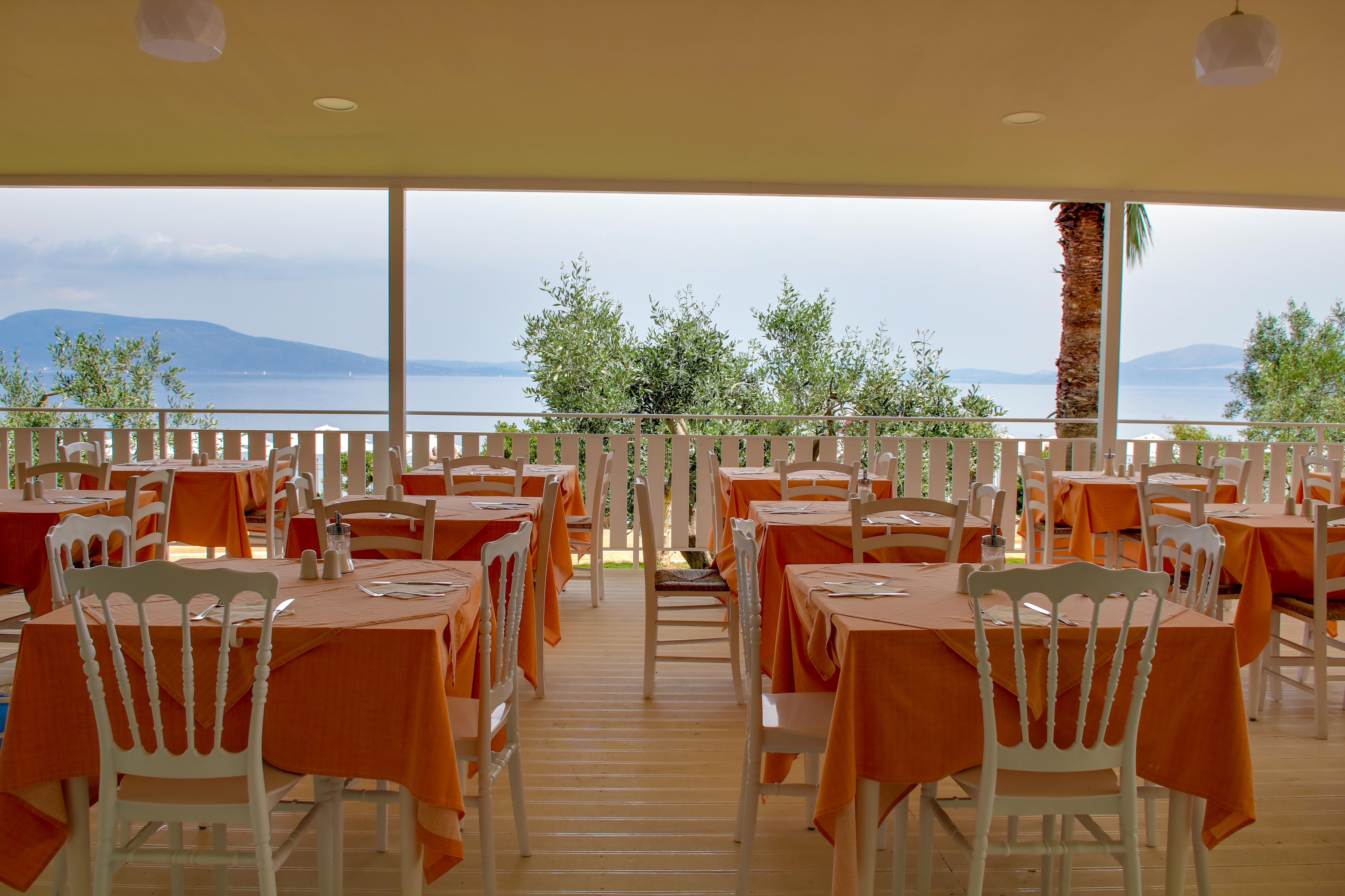 Calamos Beach Hotel