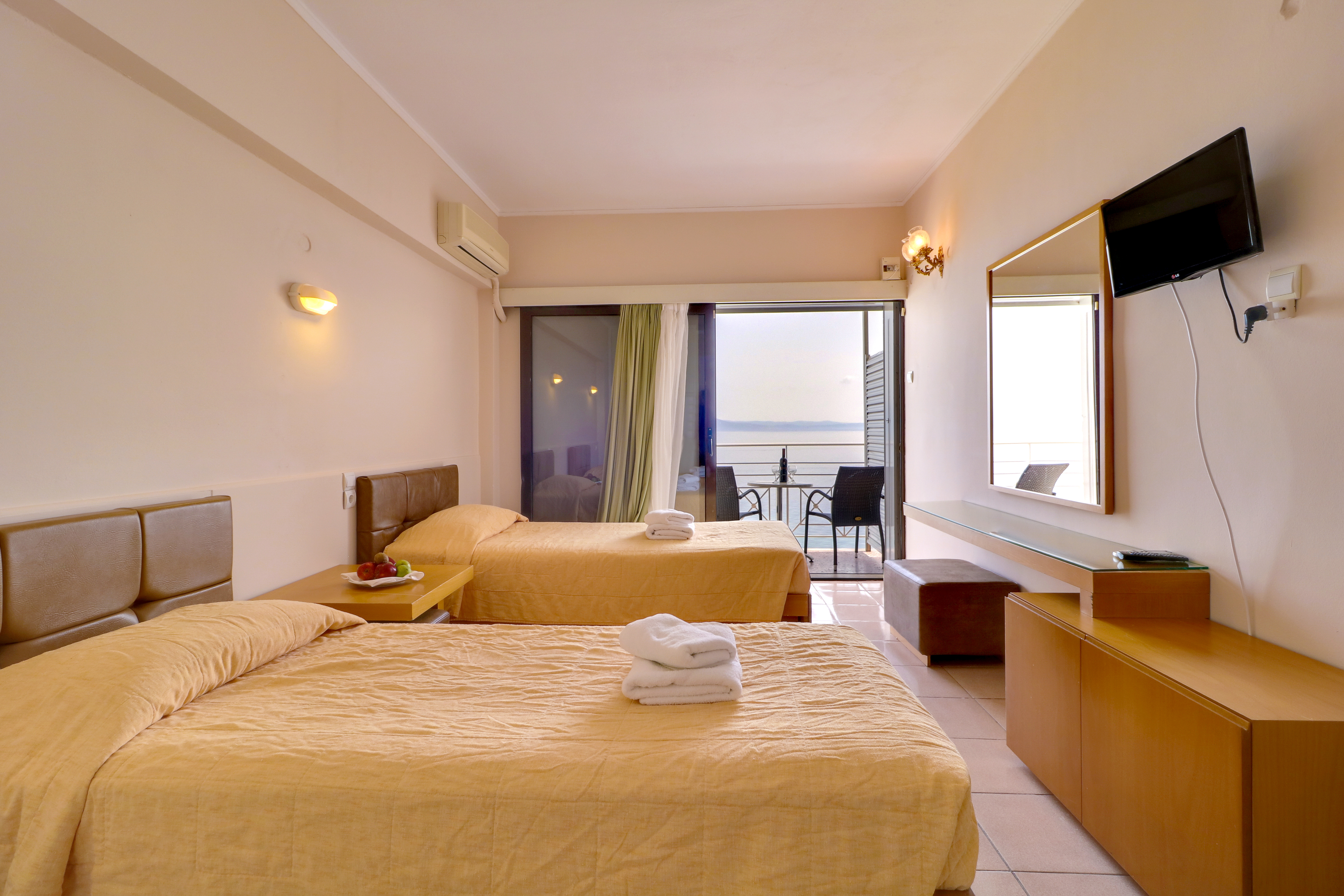 Calamos Beach Hotel