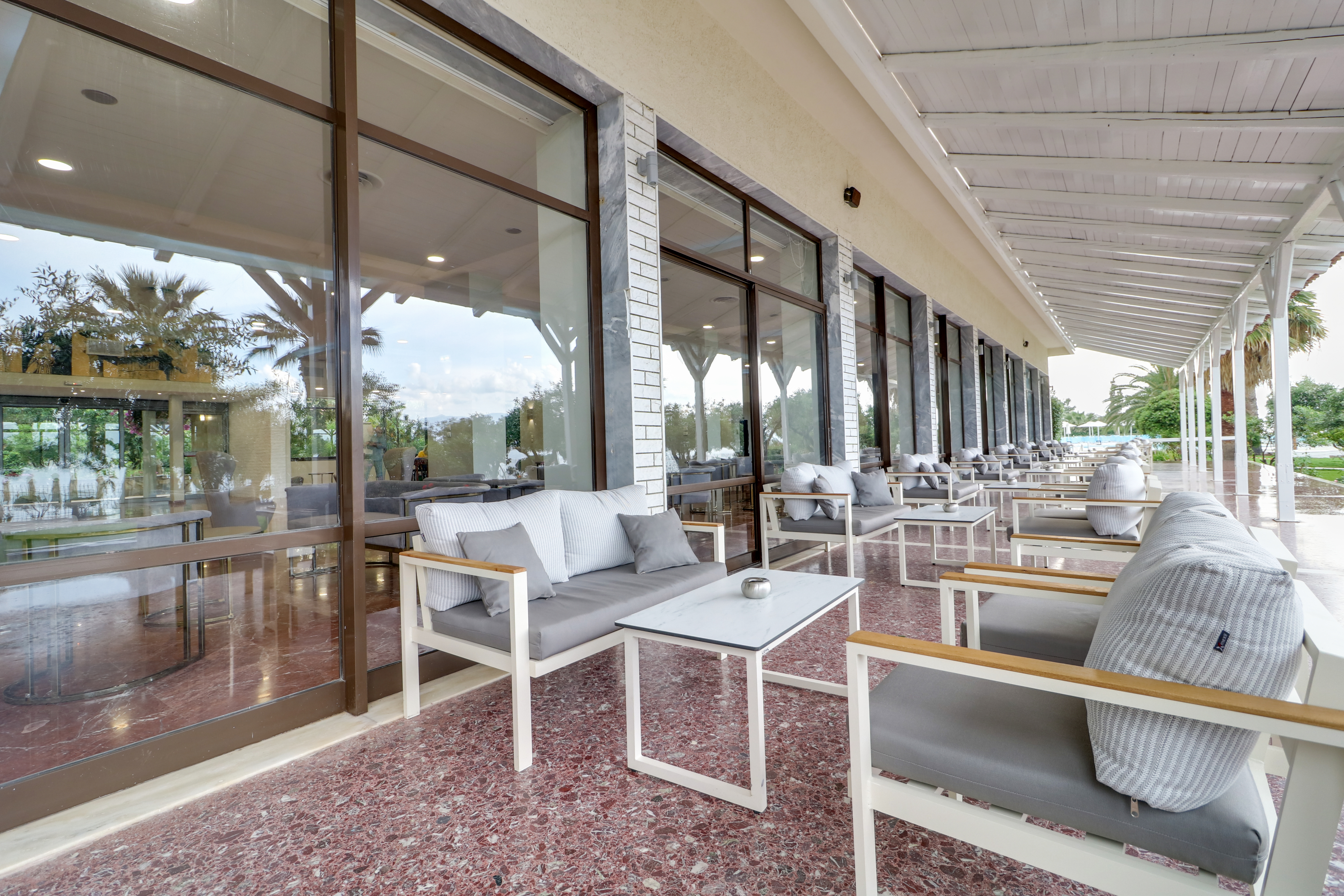 Calamos Beach Hotel