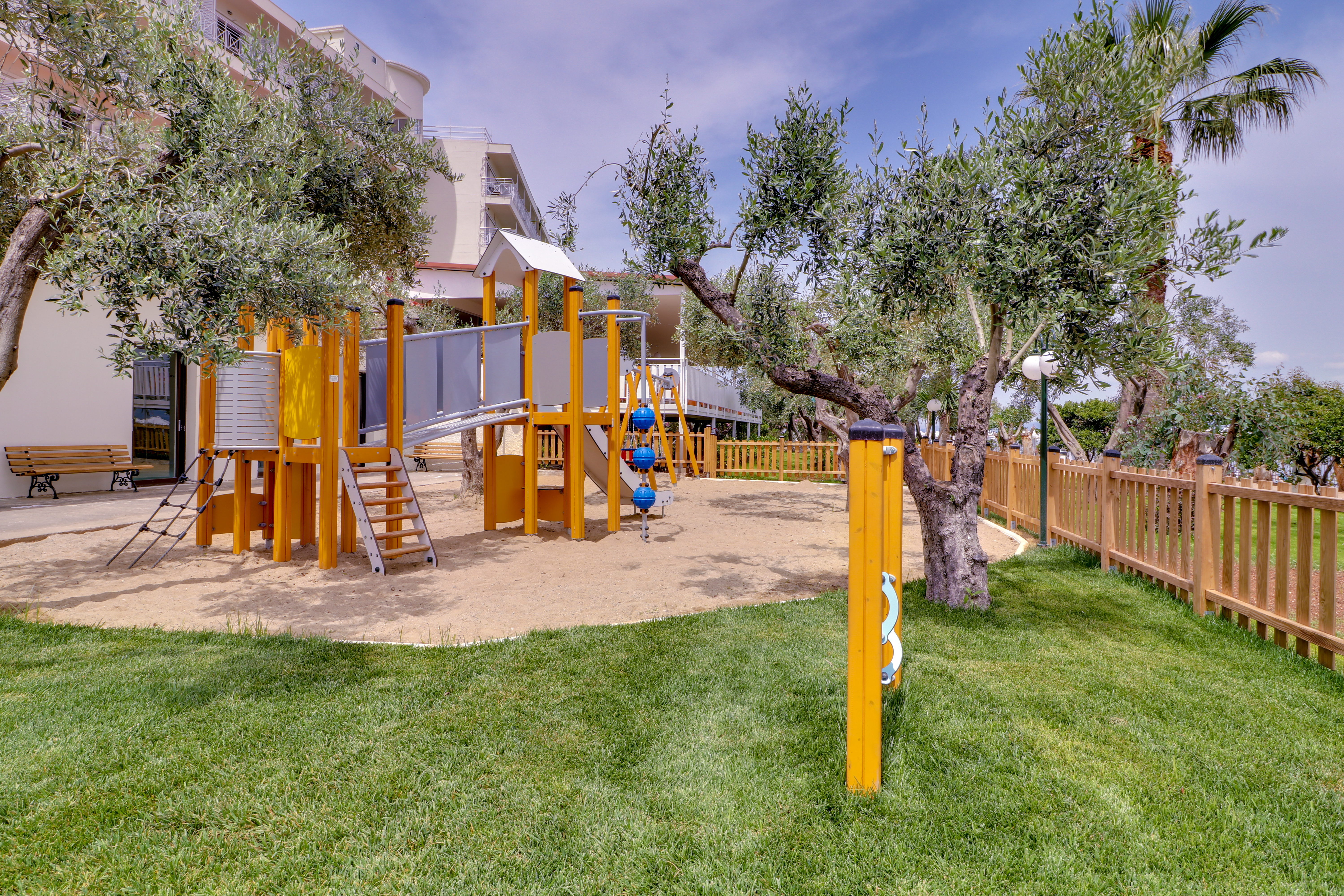 Calamos Beach Hotel