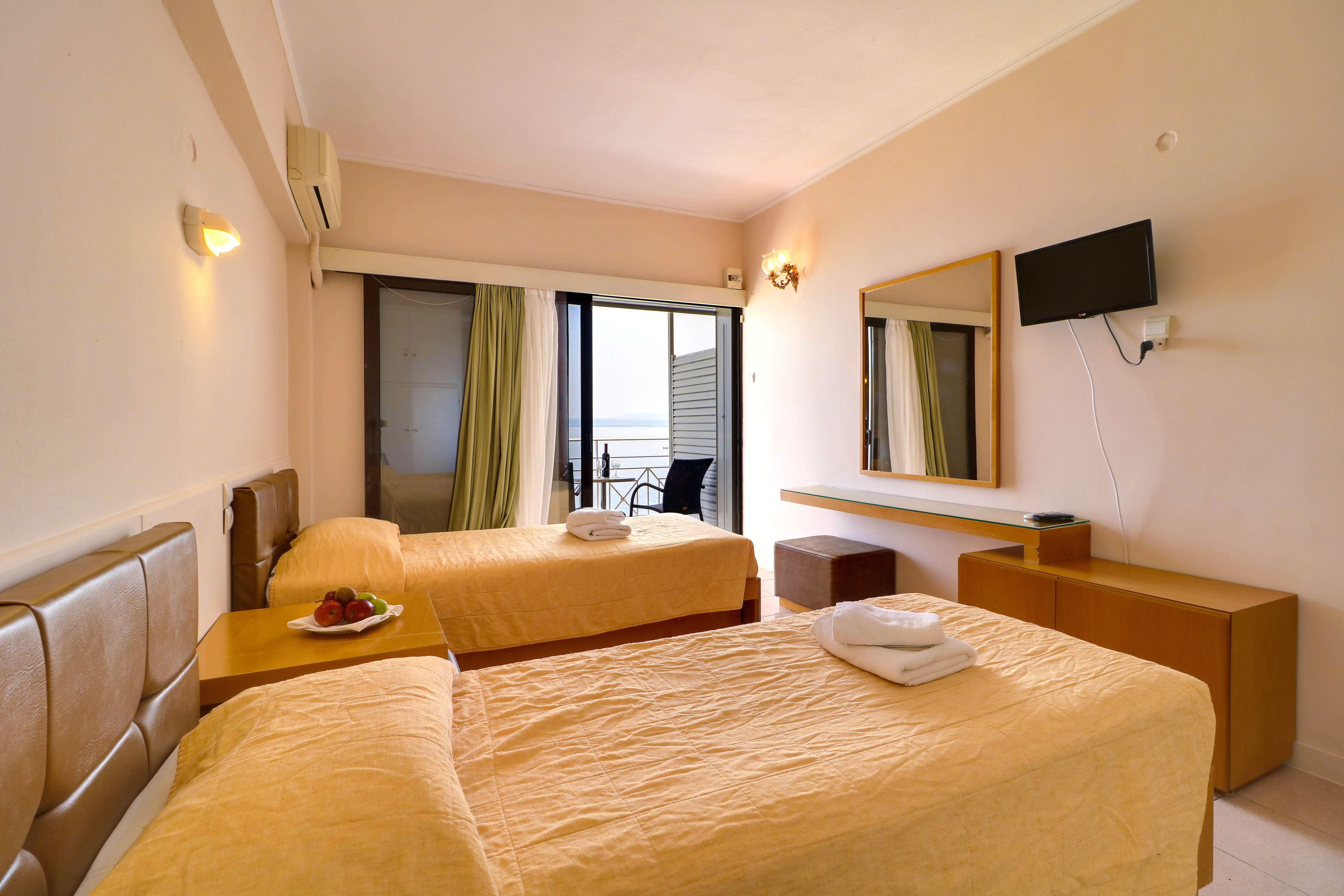 Calamos Beach Hotel