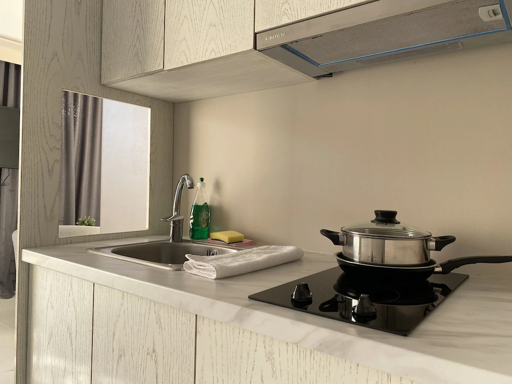 24K Athena Suites