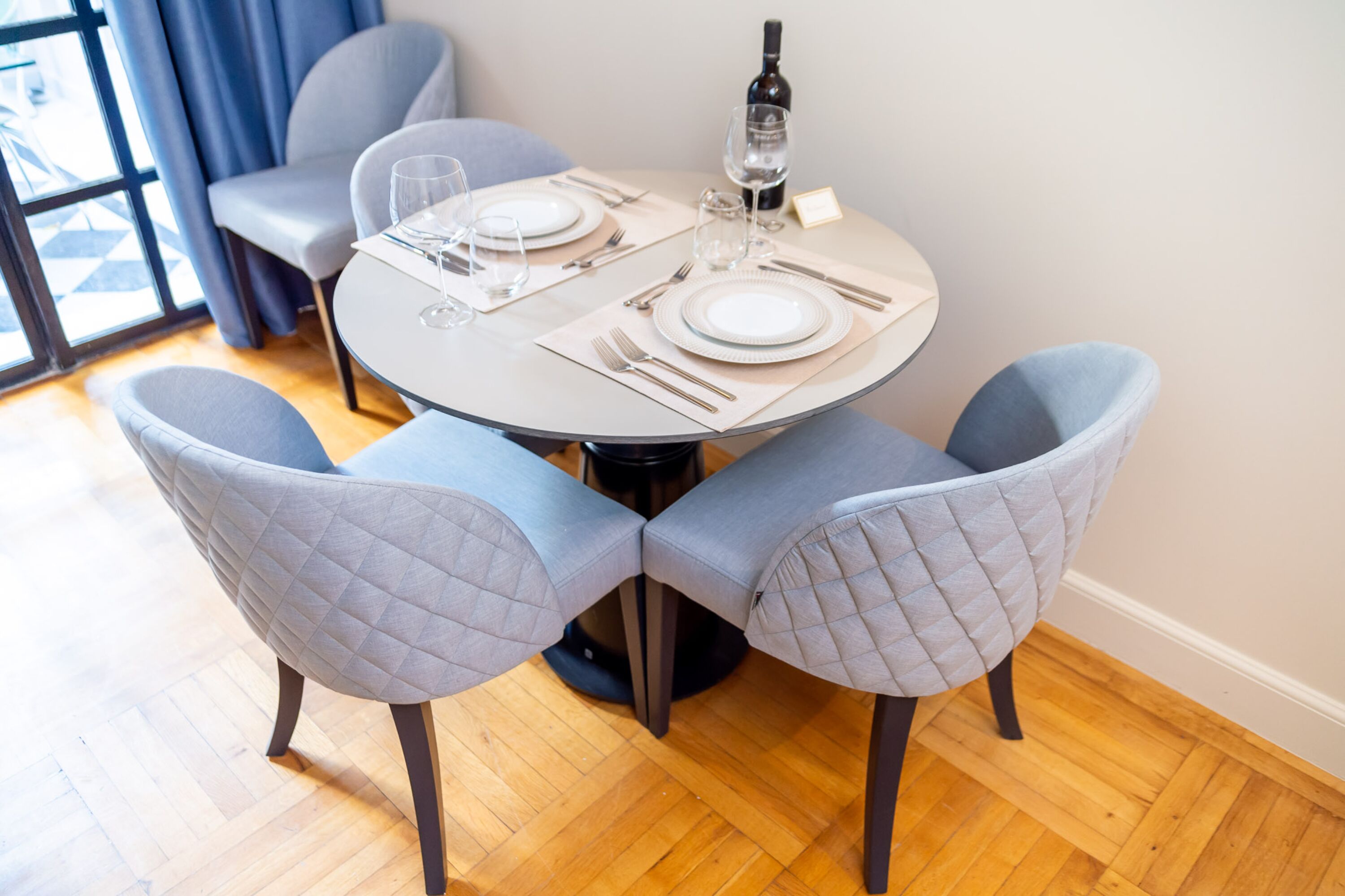 33 Solonos Suites